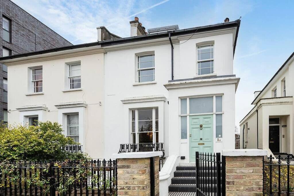 Charming In The Heart Of Camden Apartment *