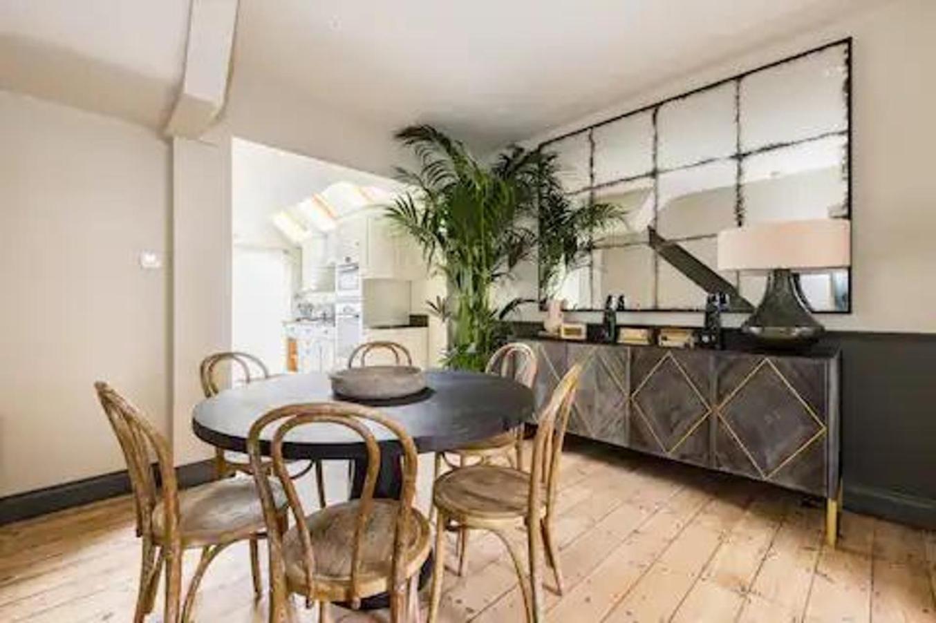 The North Kensington No2 Holiday home London