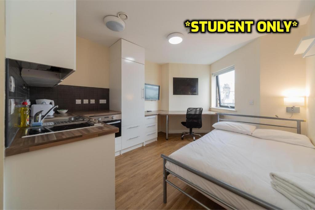 Student Only Zeni Vauxhall Apartment *