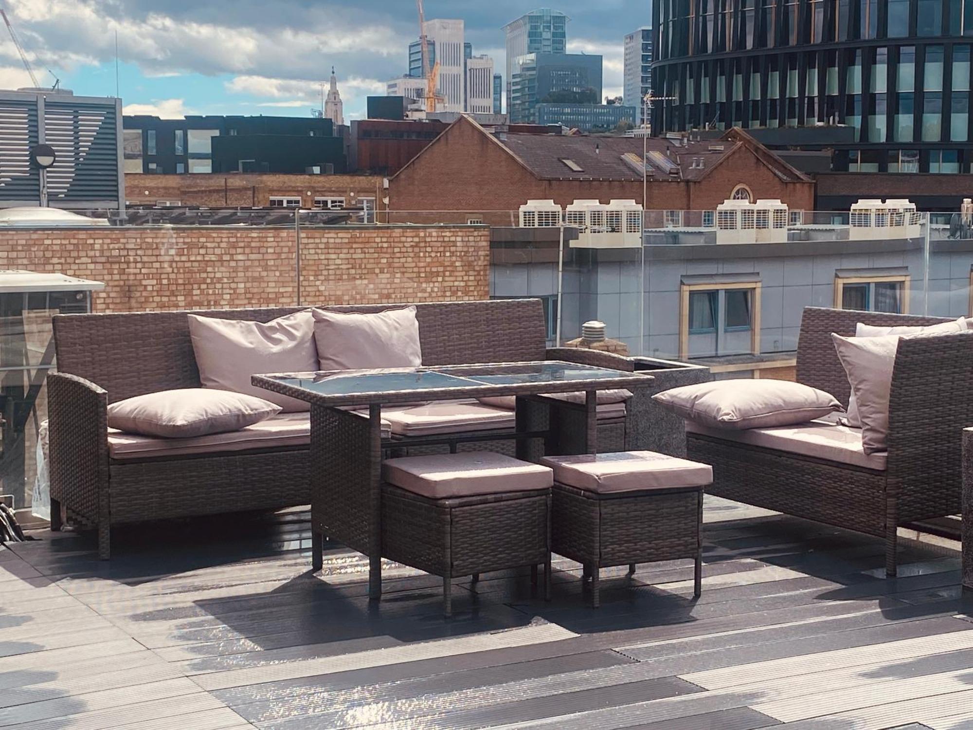 Shoreditch 3 Bed 2 Bath Large Terrace & Park View * Londen