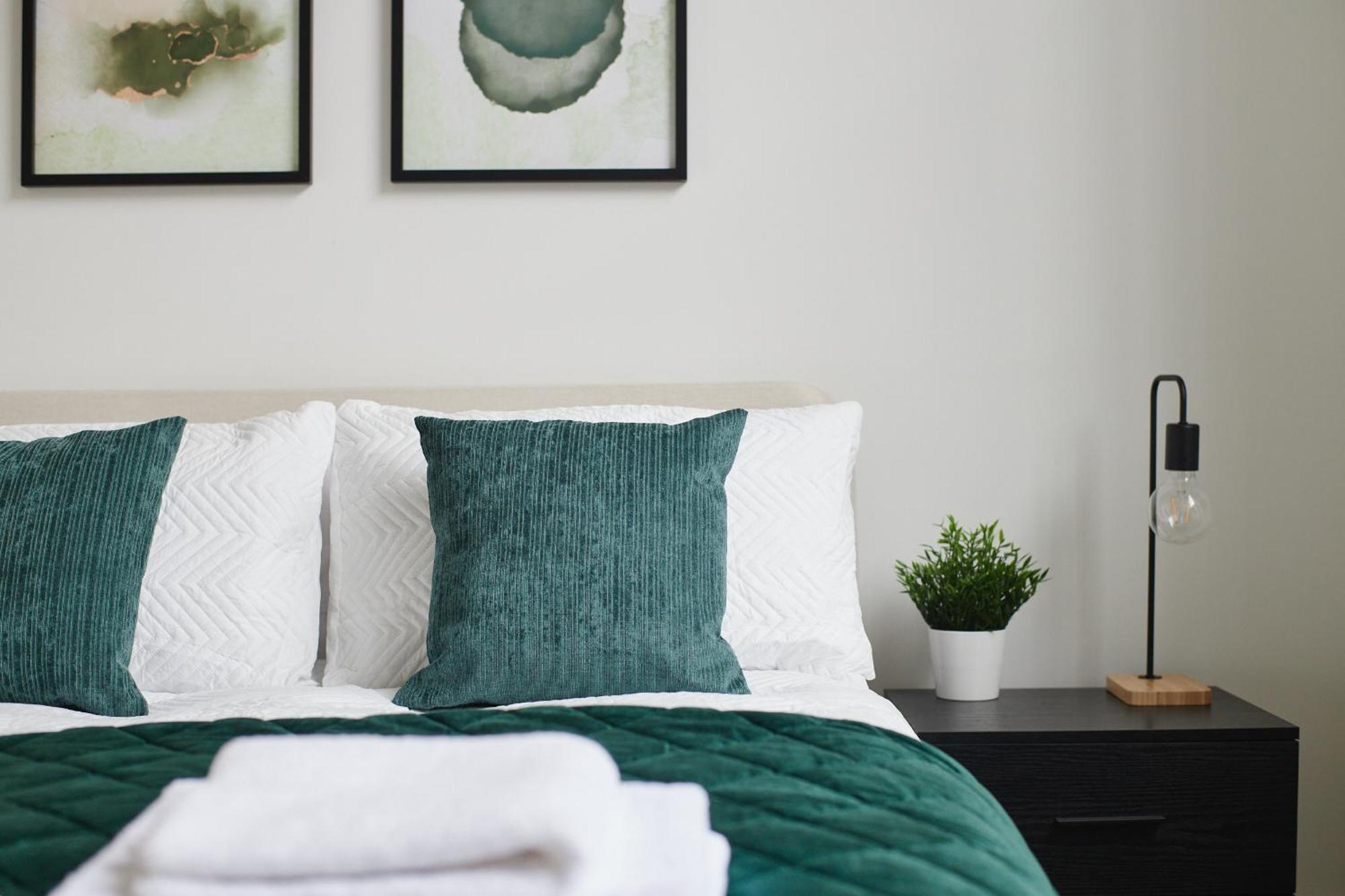 London, Kings Cross, Minutes From Station! *