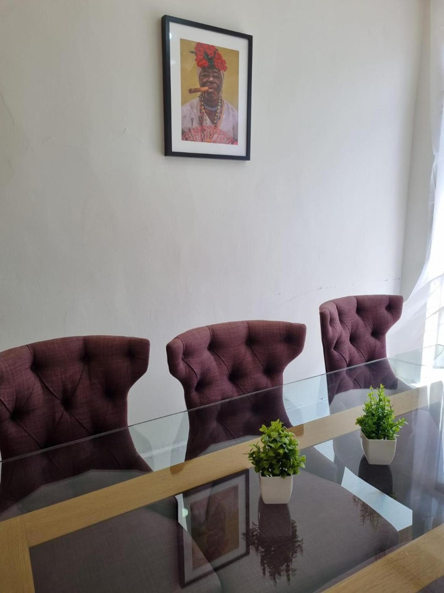 Large 4 Bed Terraced House London