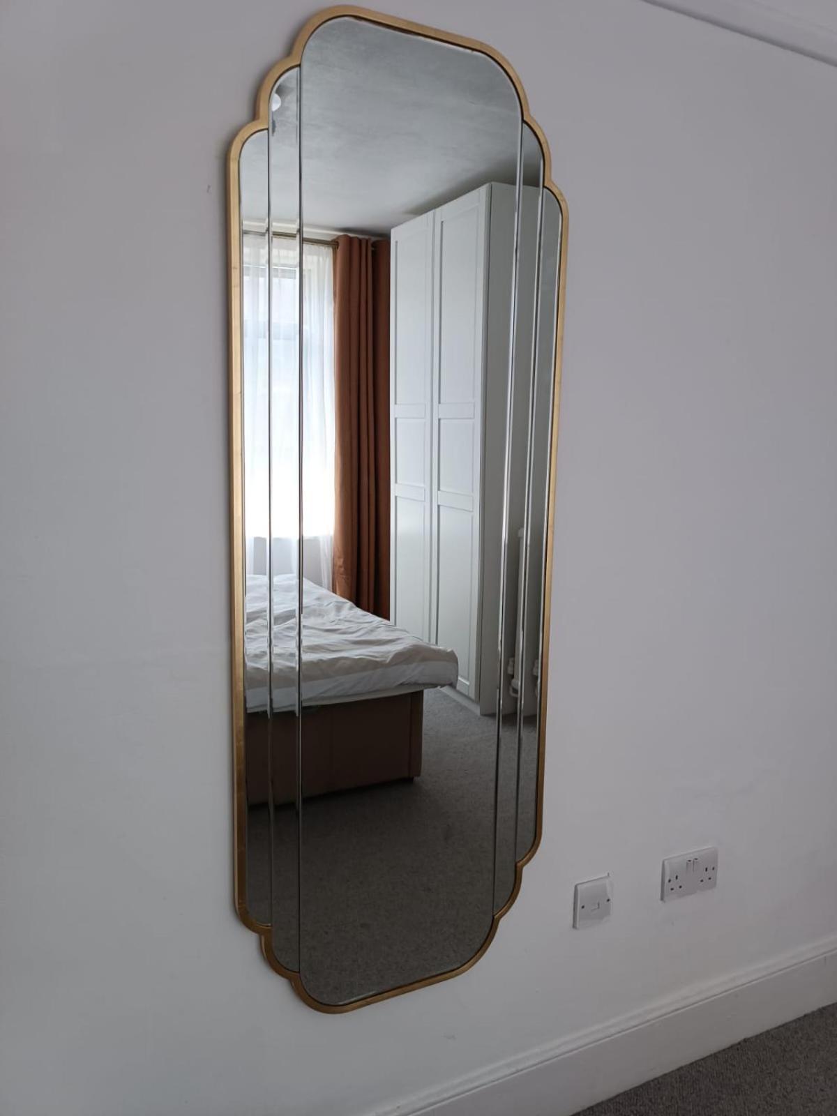 Large 4 Bed Terraced House Holiday home *