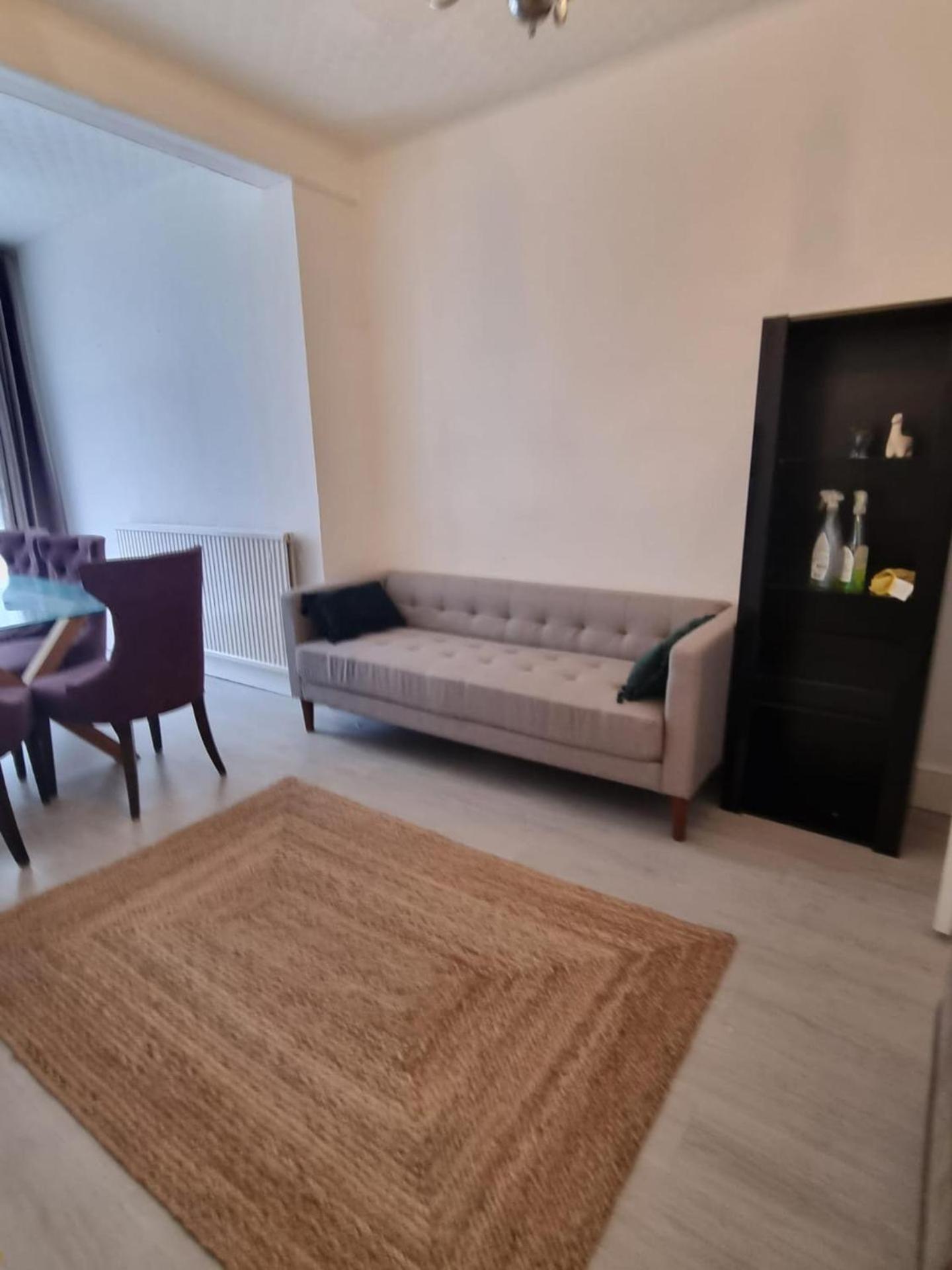 Holiday home Large 4 Bed Terraced House *