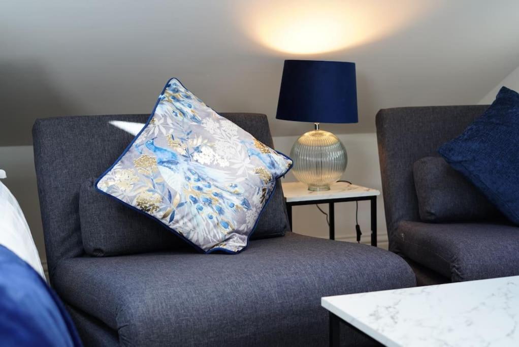 Apartment 7