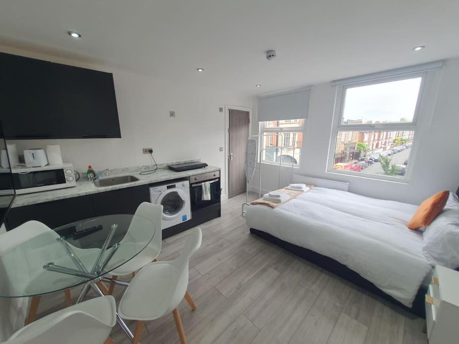 Appartement 2 *
