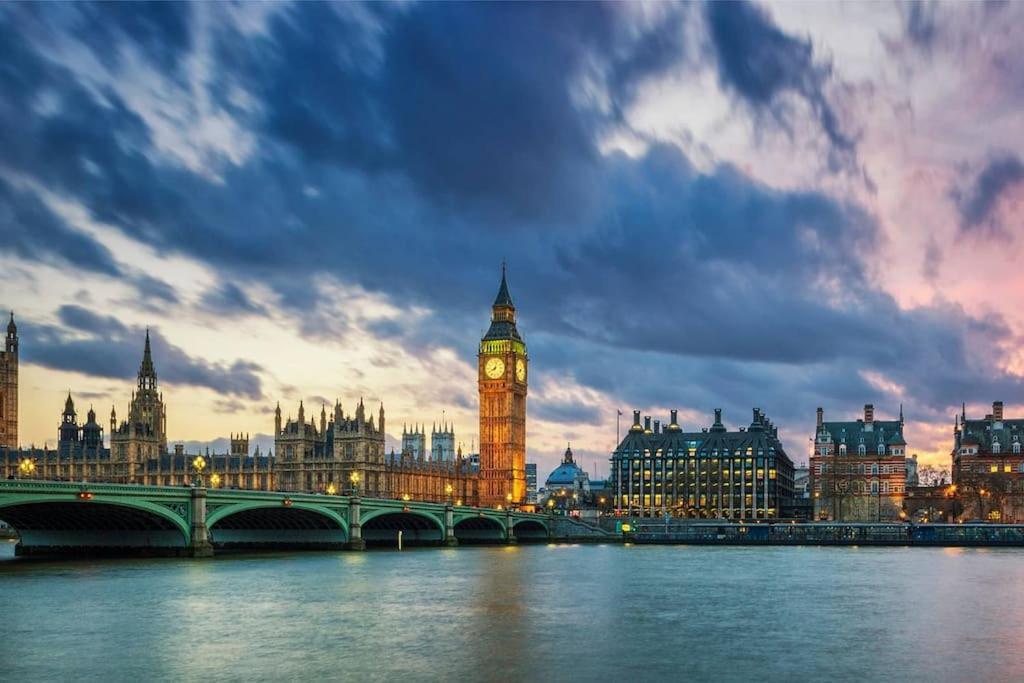 1 * Londres