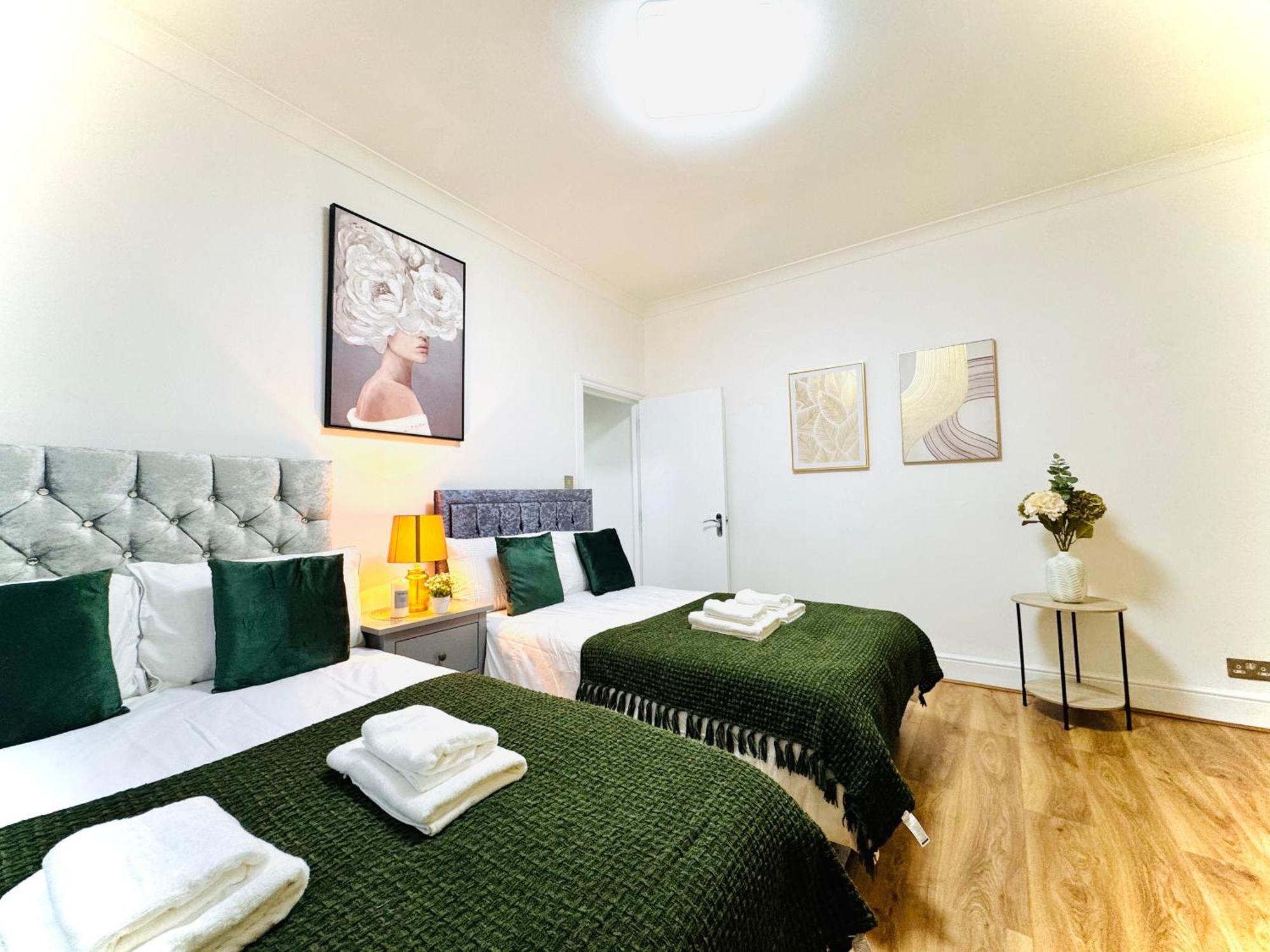 Beautiful 2bedroom Flat In St John
