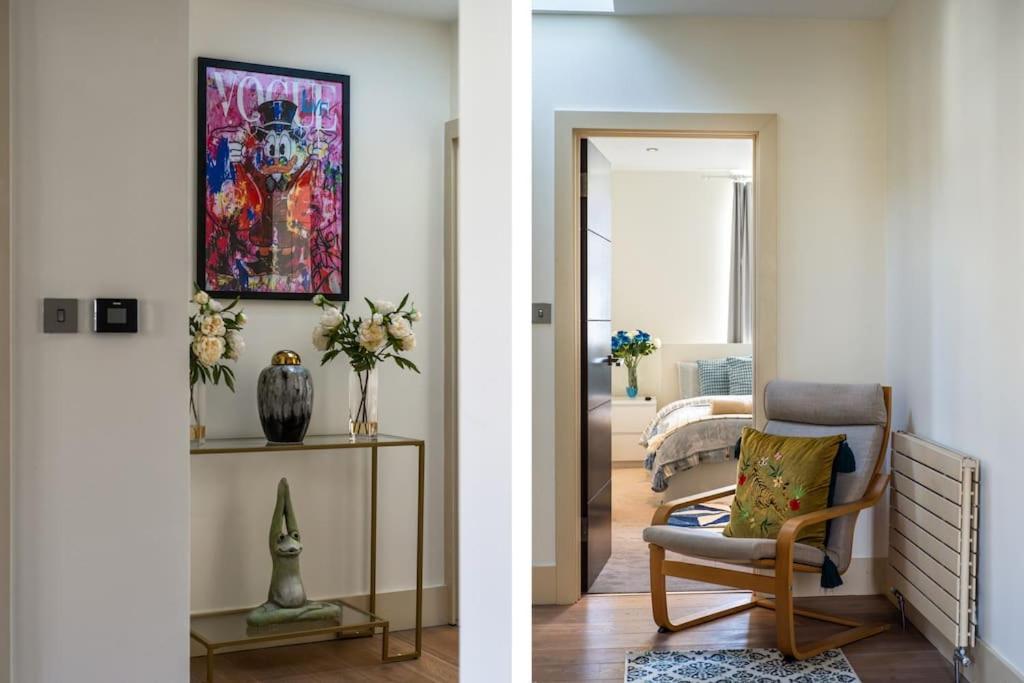 Apartment Stunning 3 Bed 2 Bath Penthouse In *