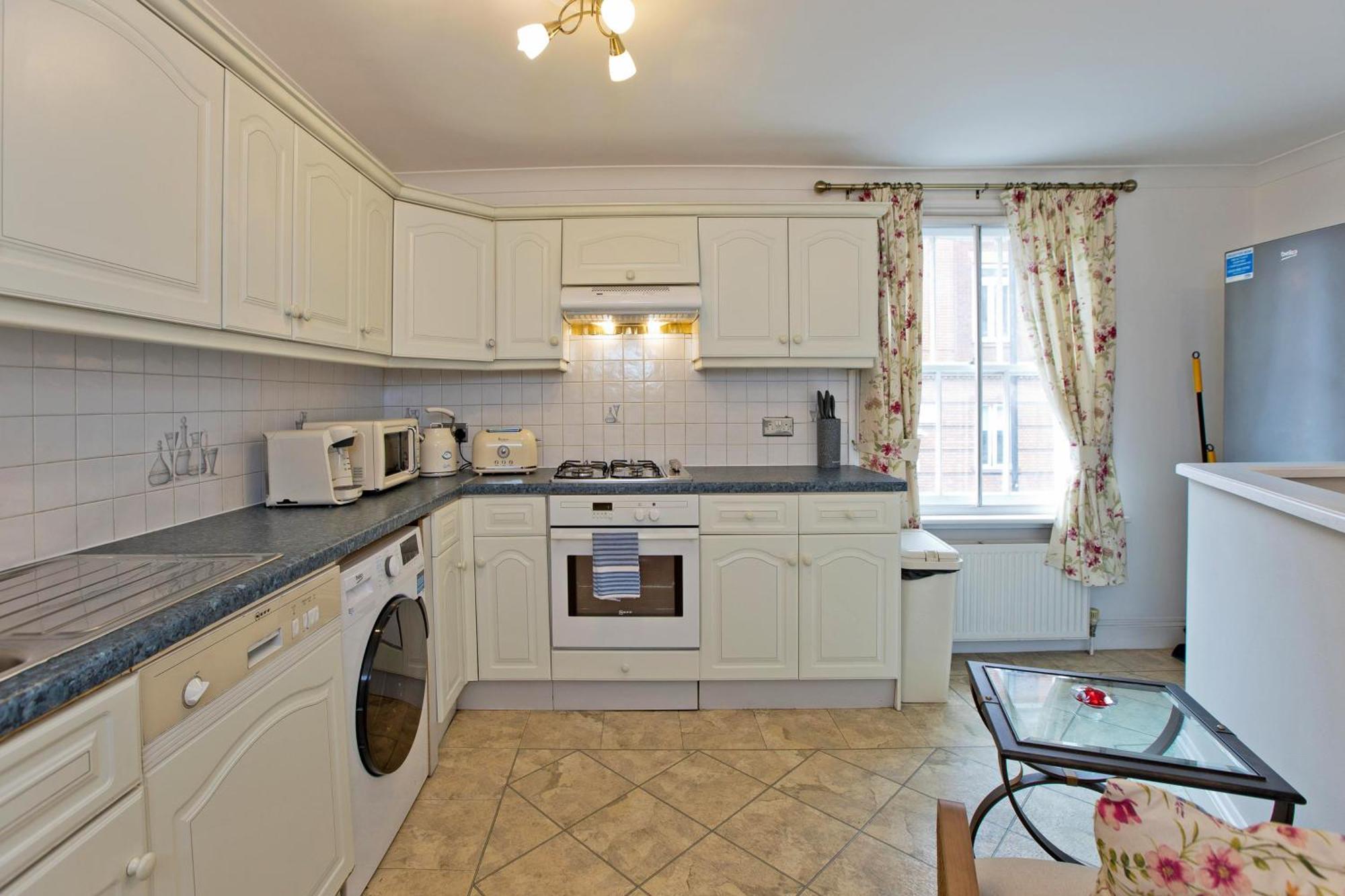 Imperial Horseferry Road Apartment *