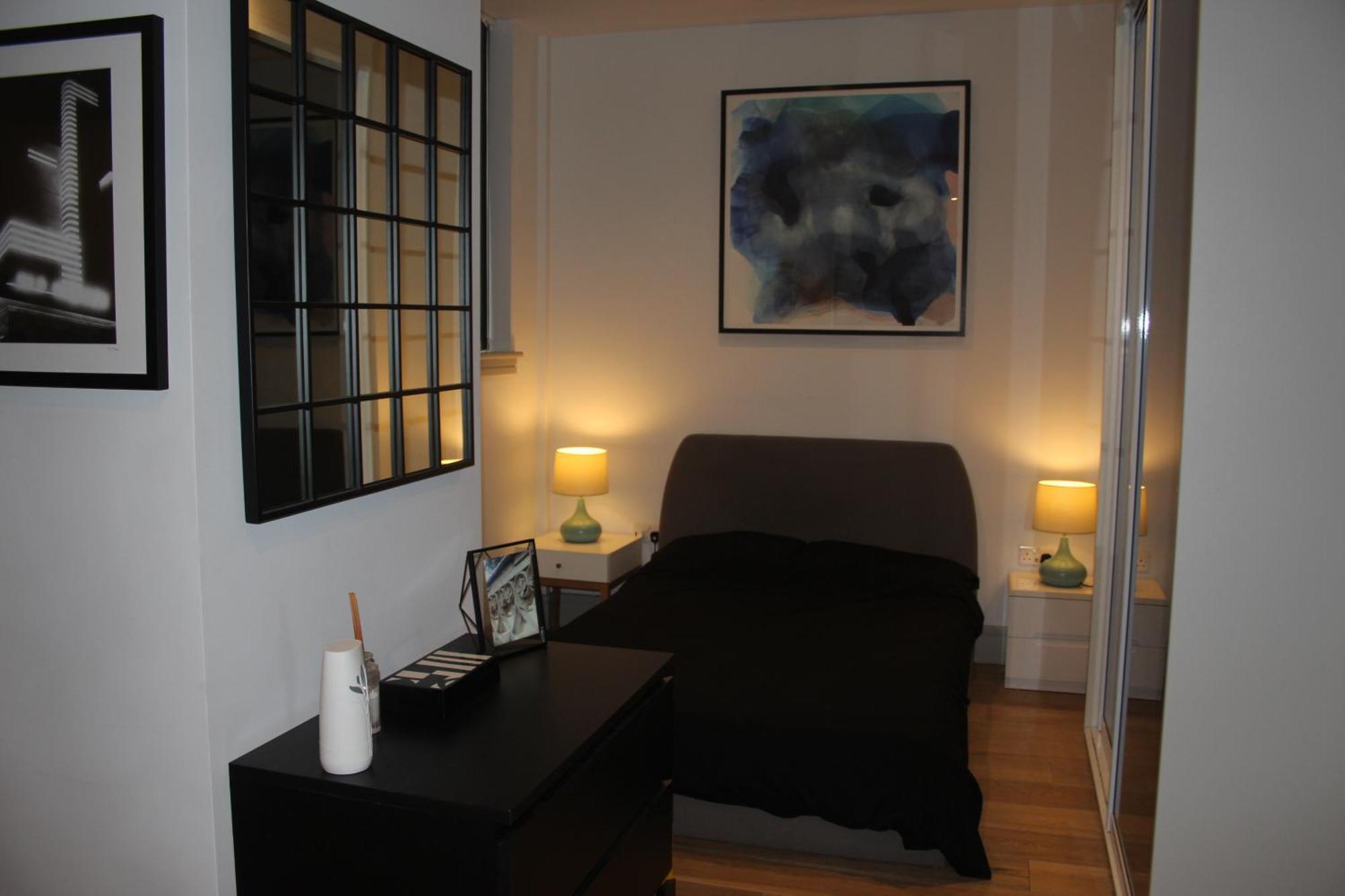Apartamento Entire Flat Near Bridge