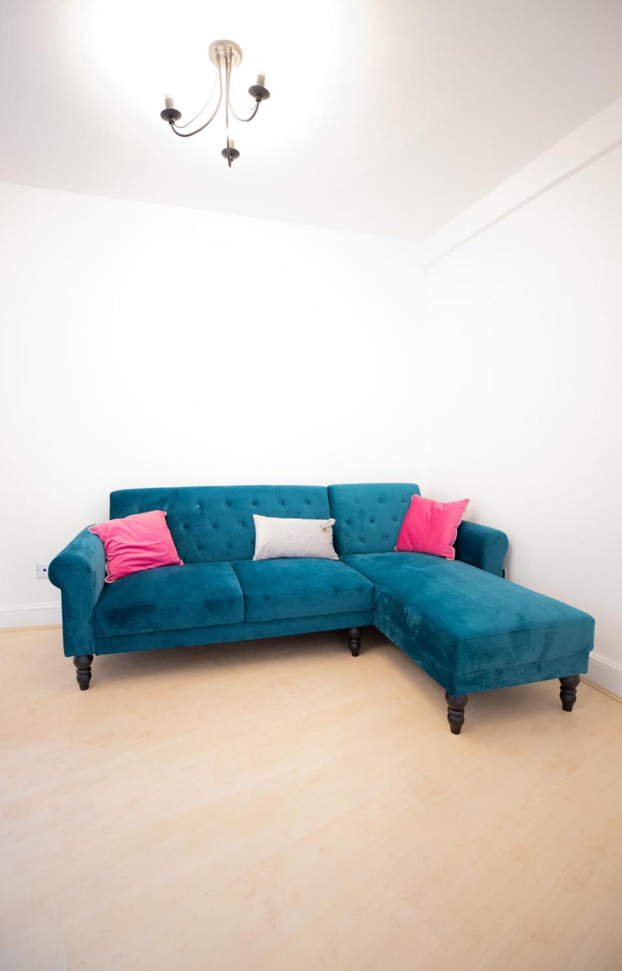X-one Bedroom At Chelsea Cloister