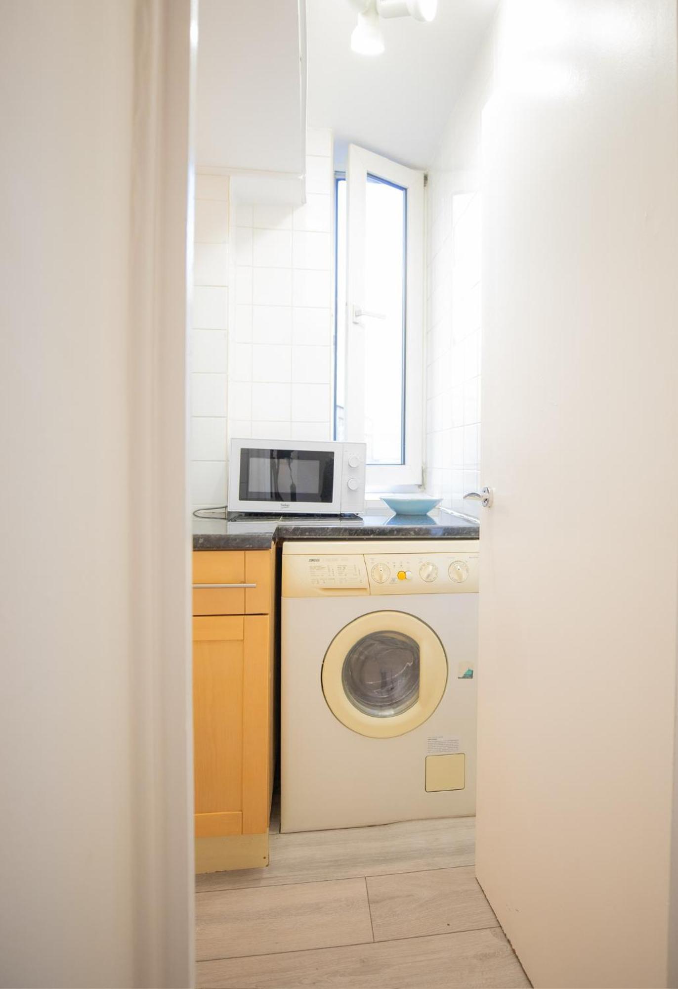 Apartment X-one Bedroom At Chelsea Cloister *