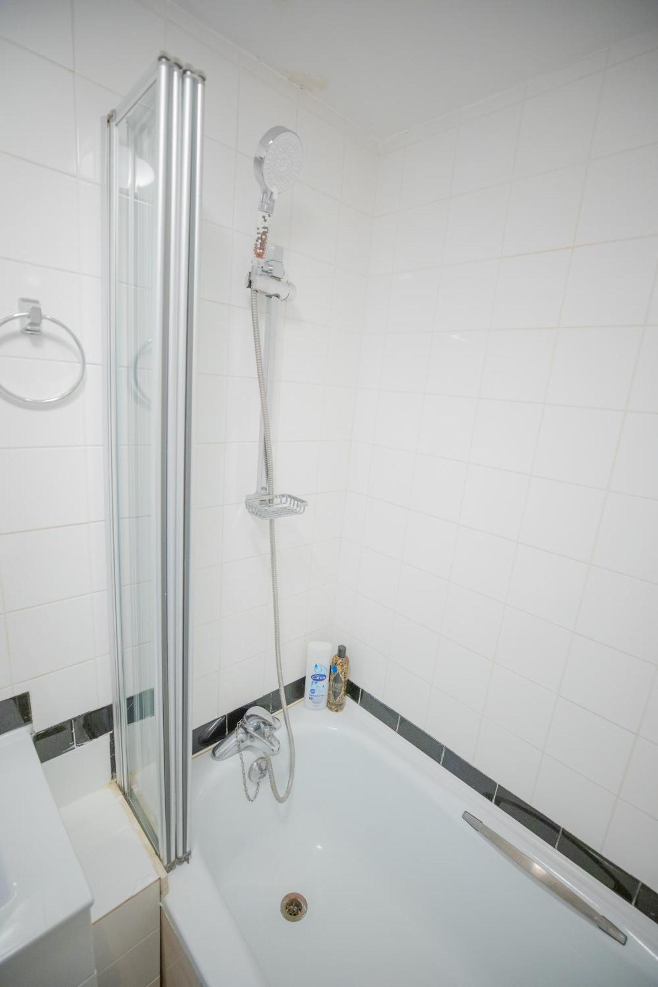 X-one Bedroom At Chelsea Cloister *