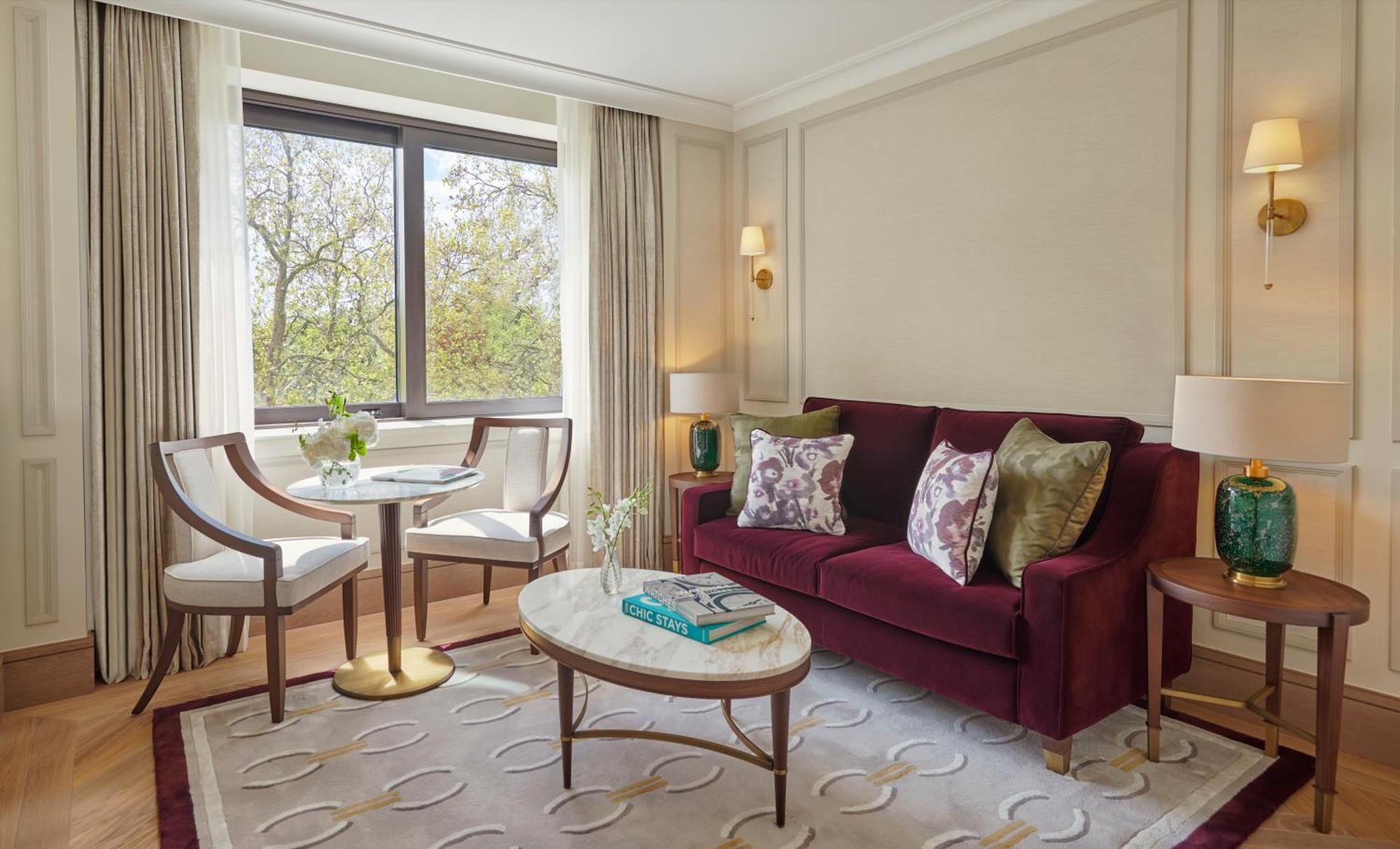 Jumeirah Carlton Tower