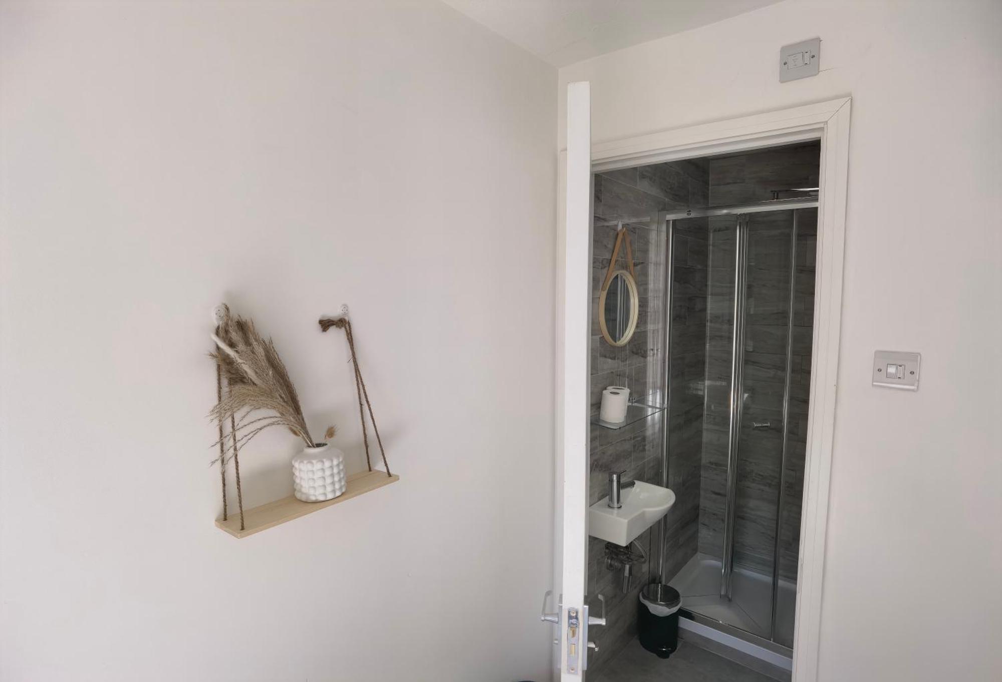 Harmonynest Parkview Elegance Guest house