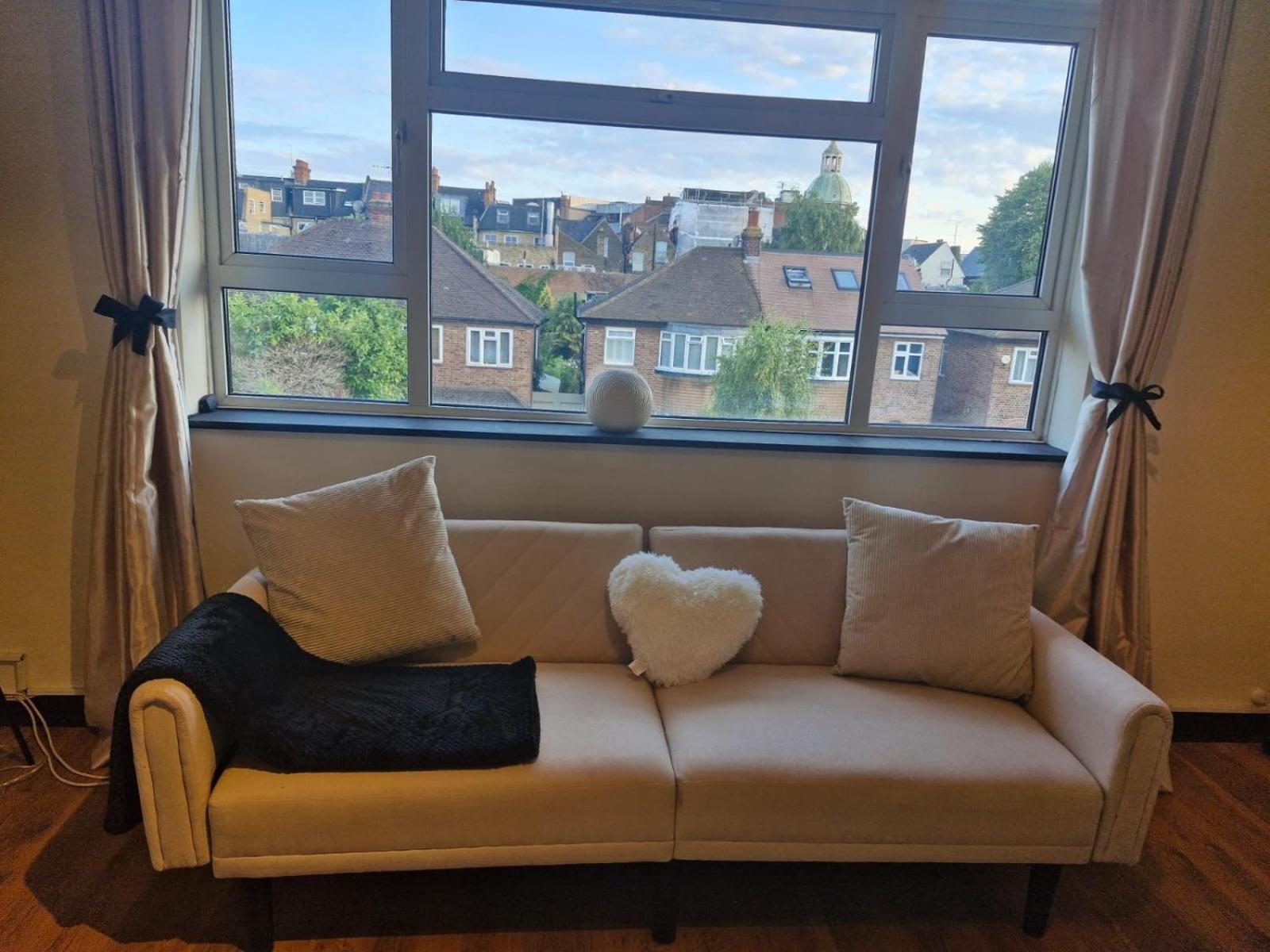 Elegant & Spacious 2-bedroom In Wimbledon Appartement *