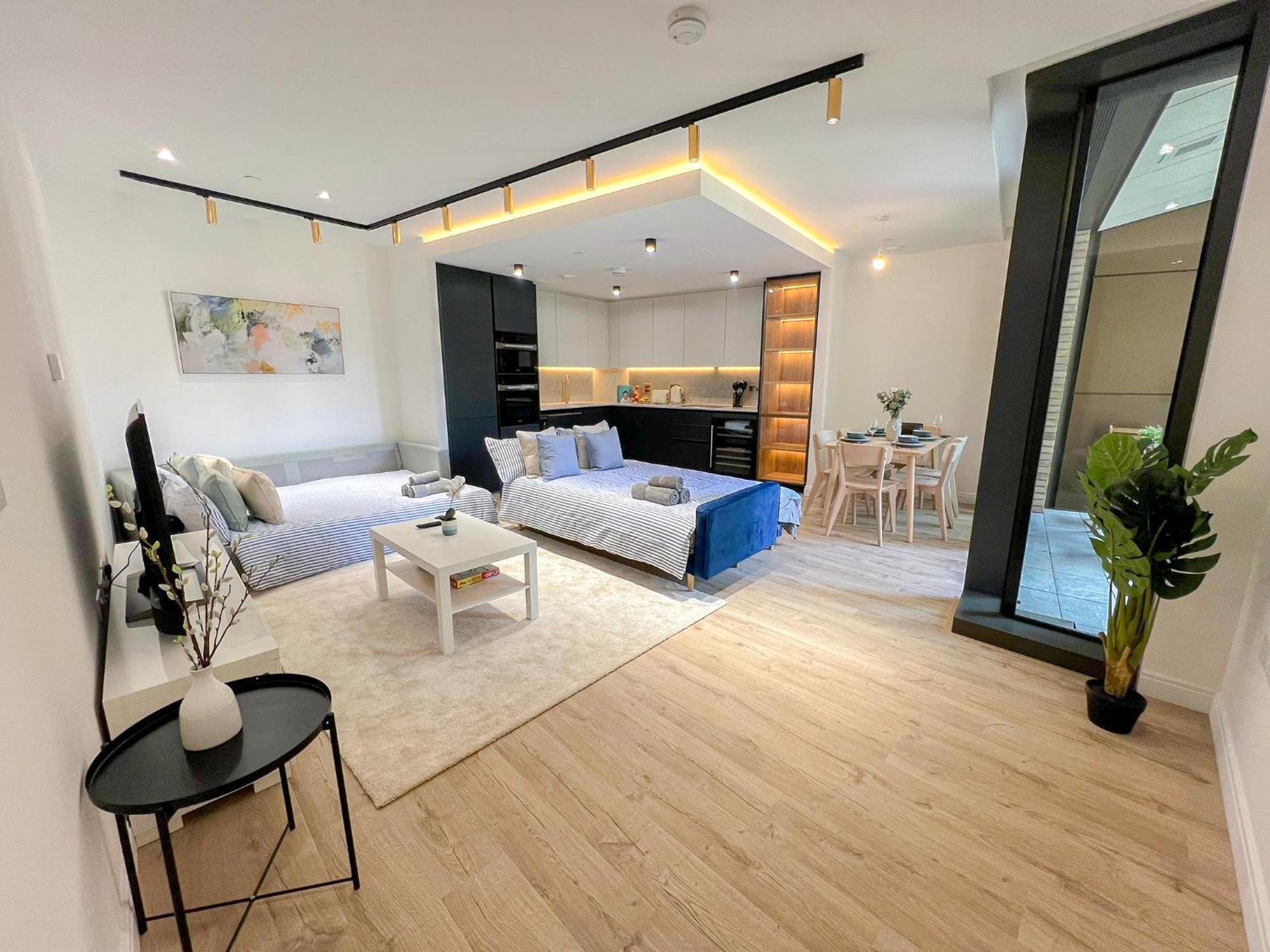 Lavish 2 Bedroom Flat With Private Balcony In Clerkenwell, Barbican Appartement