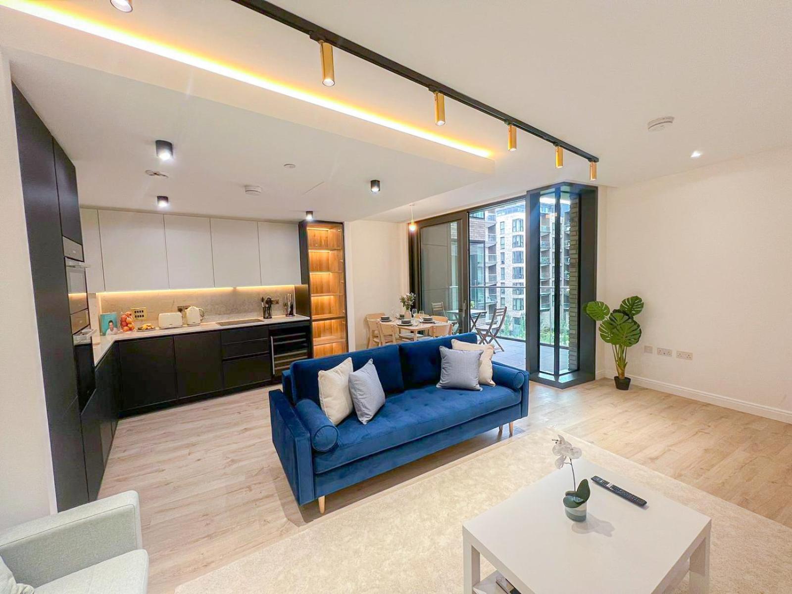 Lavish 2 Bedroom Flat With Private Balcony In Clerkenwell, Barbican Londen