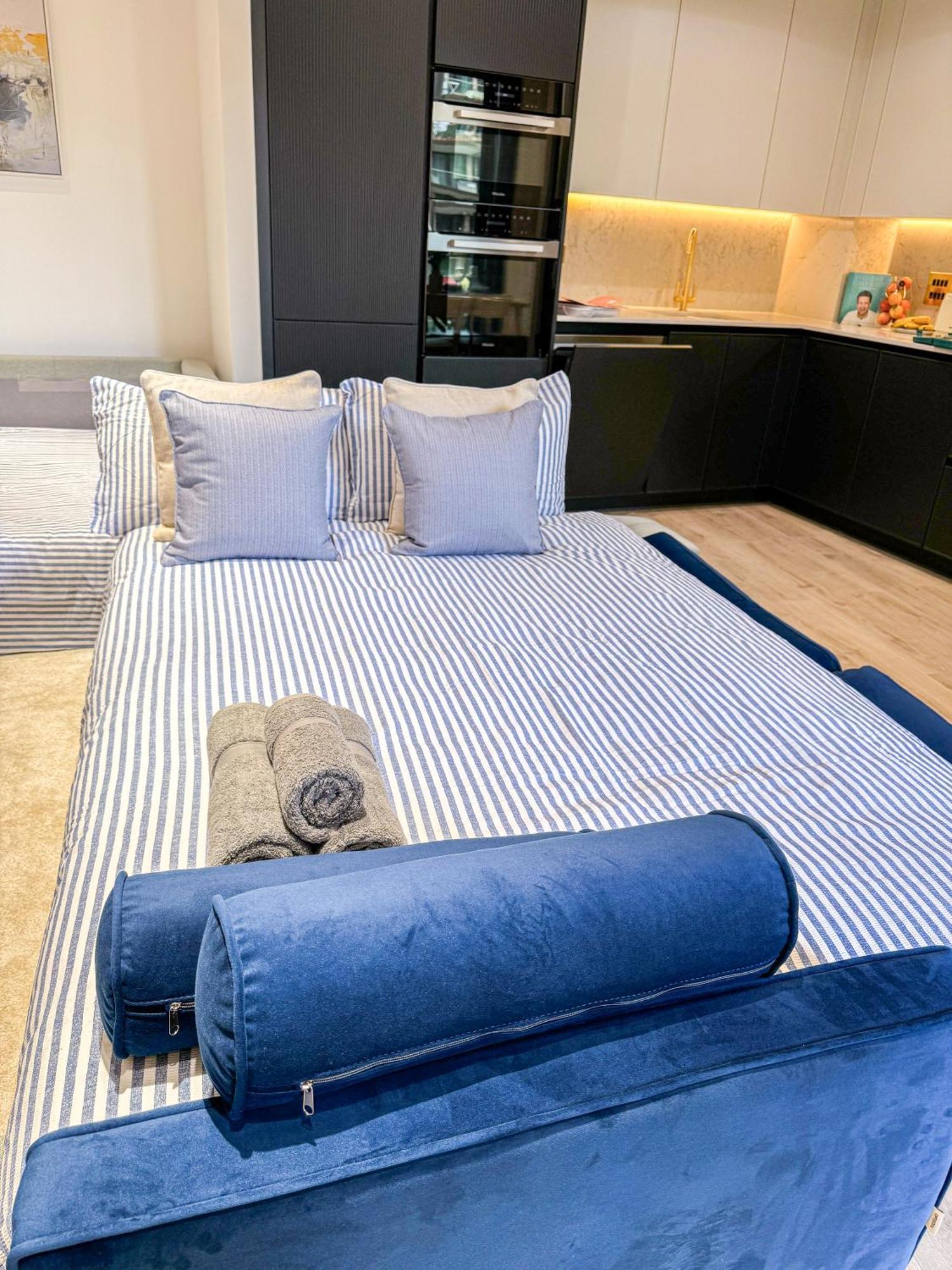 Lavish 2 Bedroom Flat With Private Balcony In Clerkenwell, Barbican Appartement *