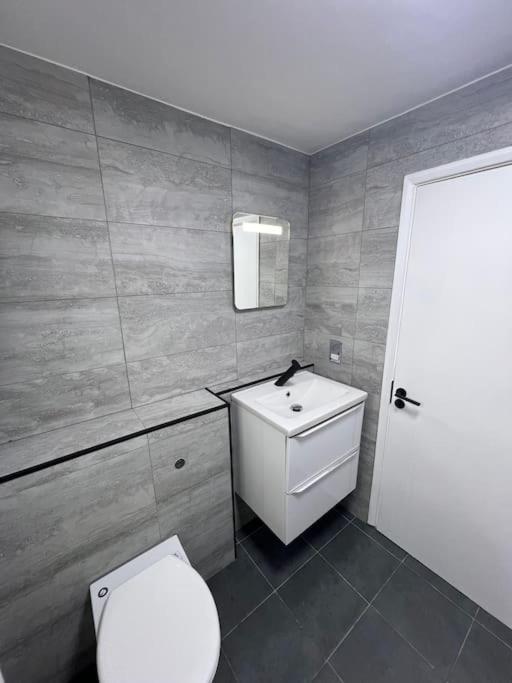 Appartement Stratford 4 Bedroom *