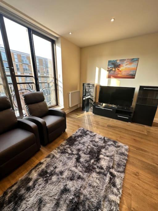 Apartment Stylish Riverside