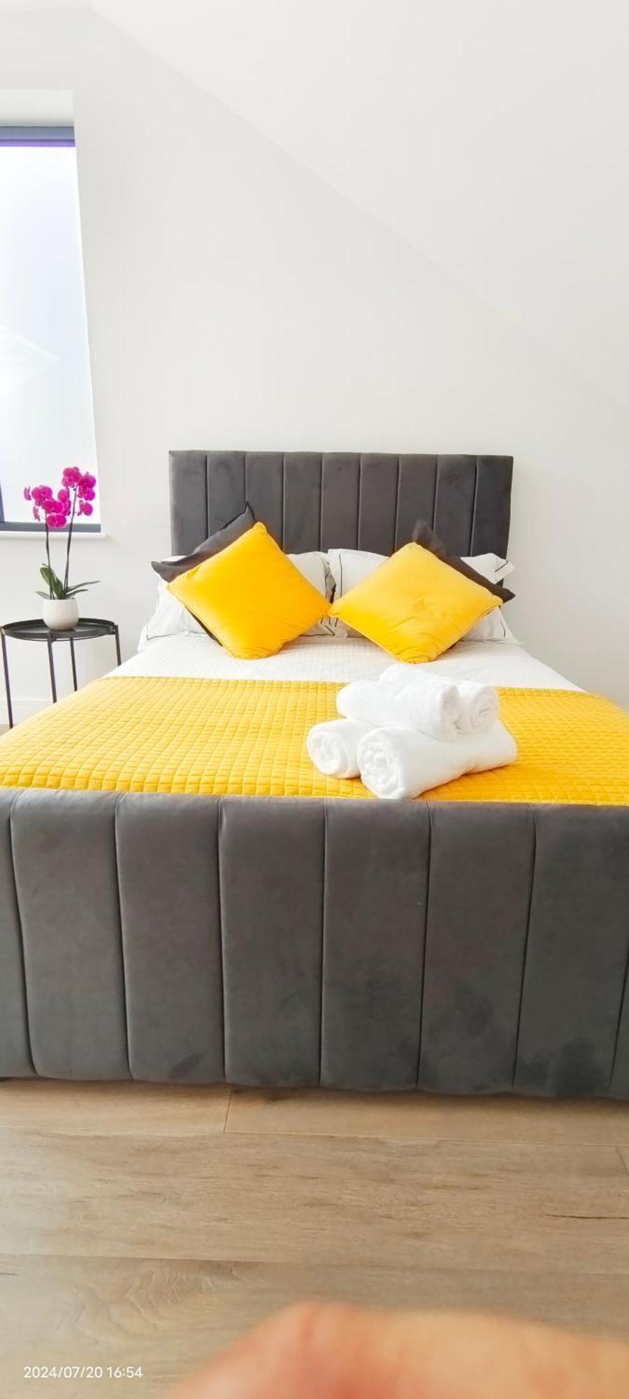 Luxurious And Modern 3b3b In Hammersmith * London