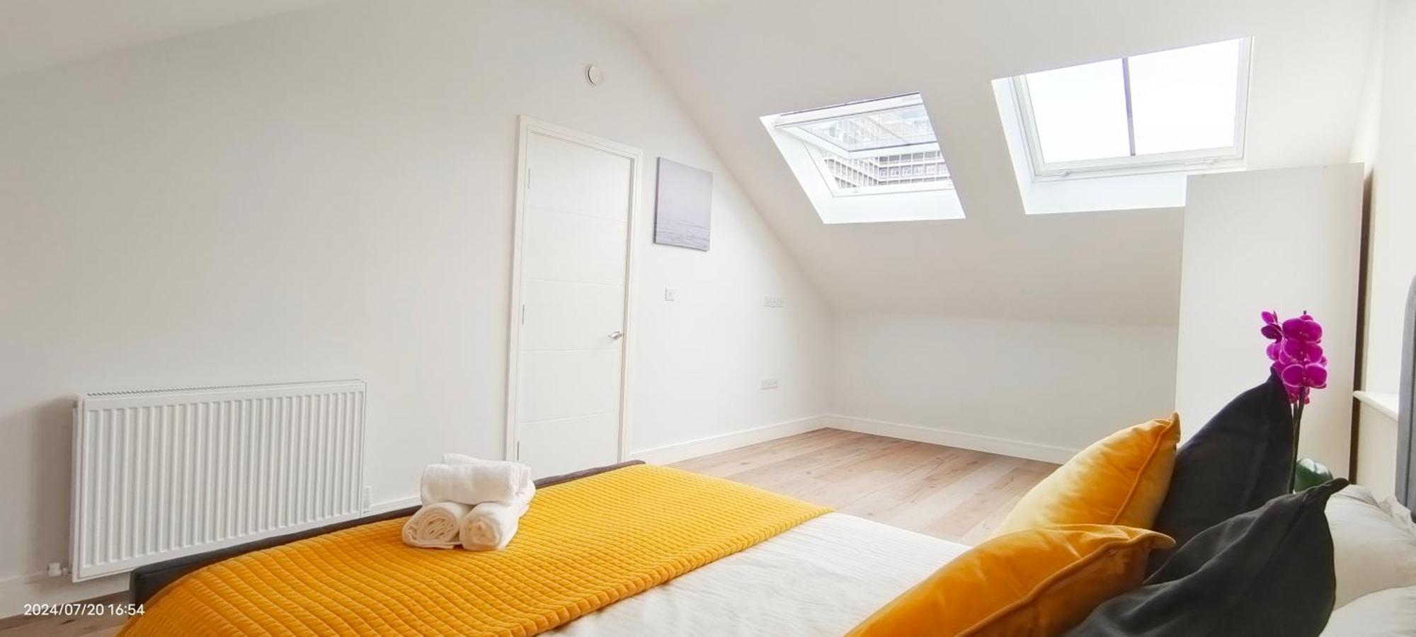 Luxurious And Modern 3b3b In Hammersmith Apartment London