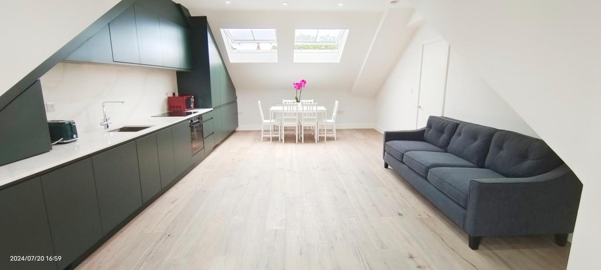 Luxurious And Modern 3b3b In Hammersmith Apartment London