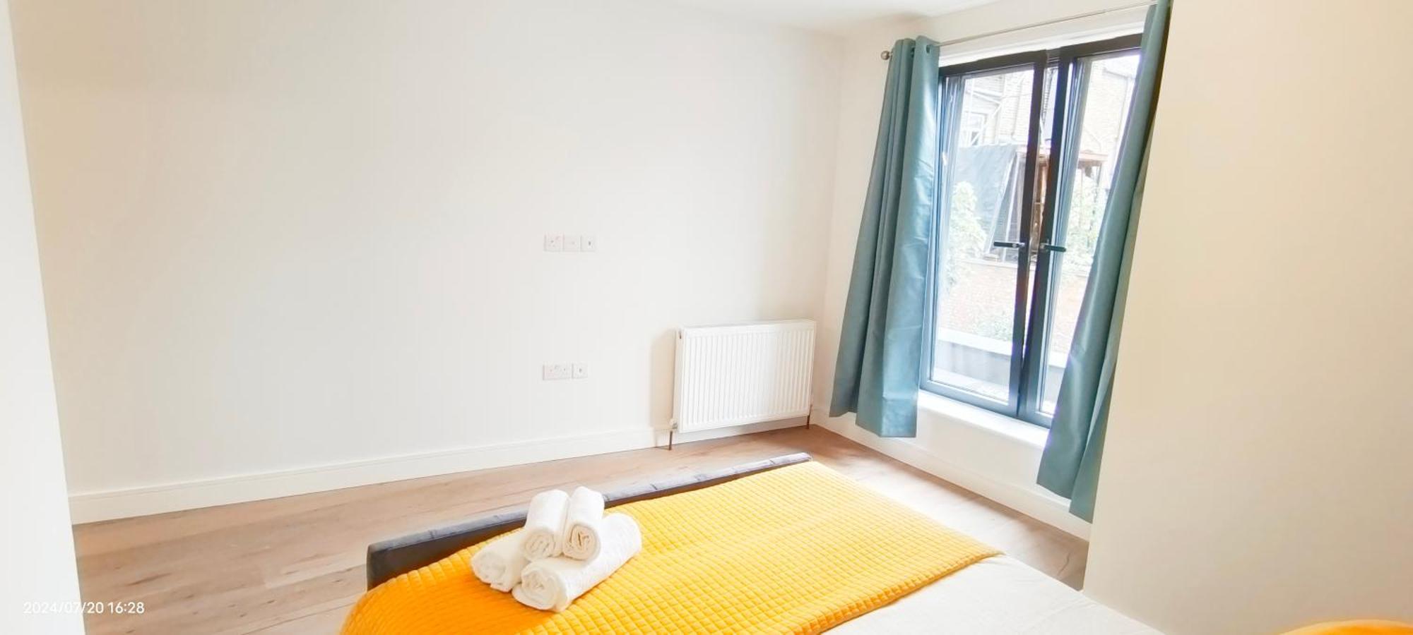 Apartment Luxurious And Modern 3b3b In Hammersmith