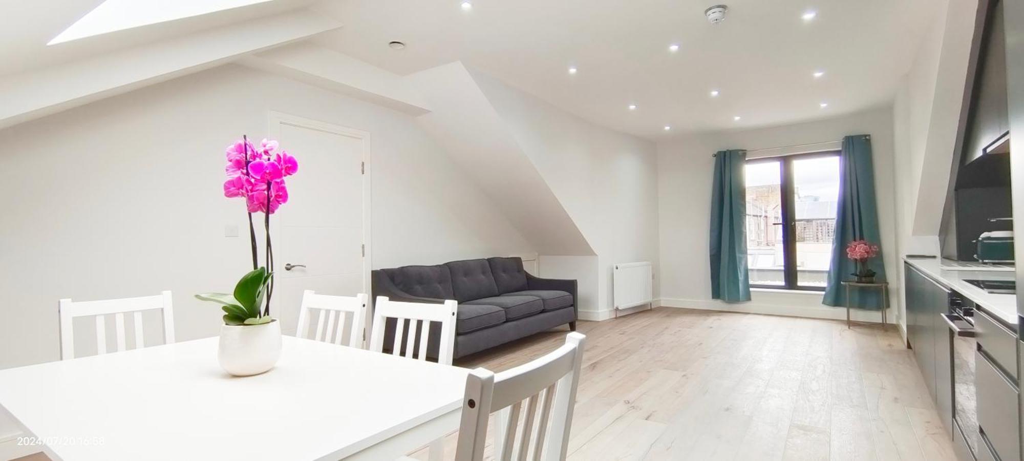 Luxurious And Modern 3b3b In Hammersmith * London