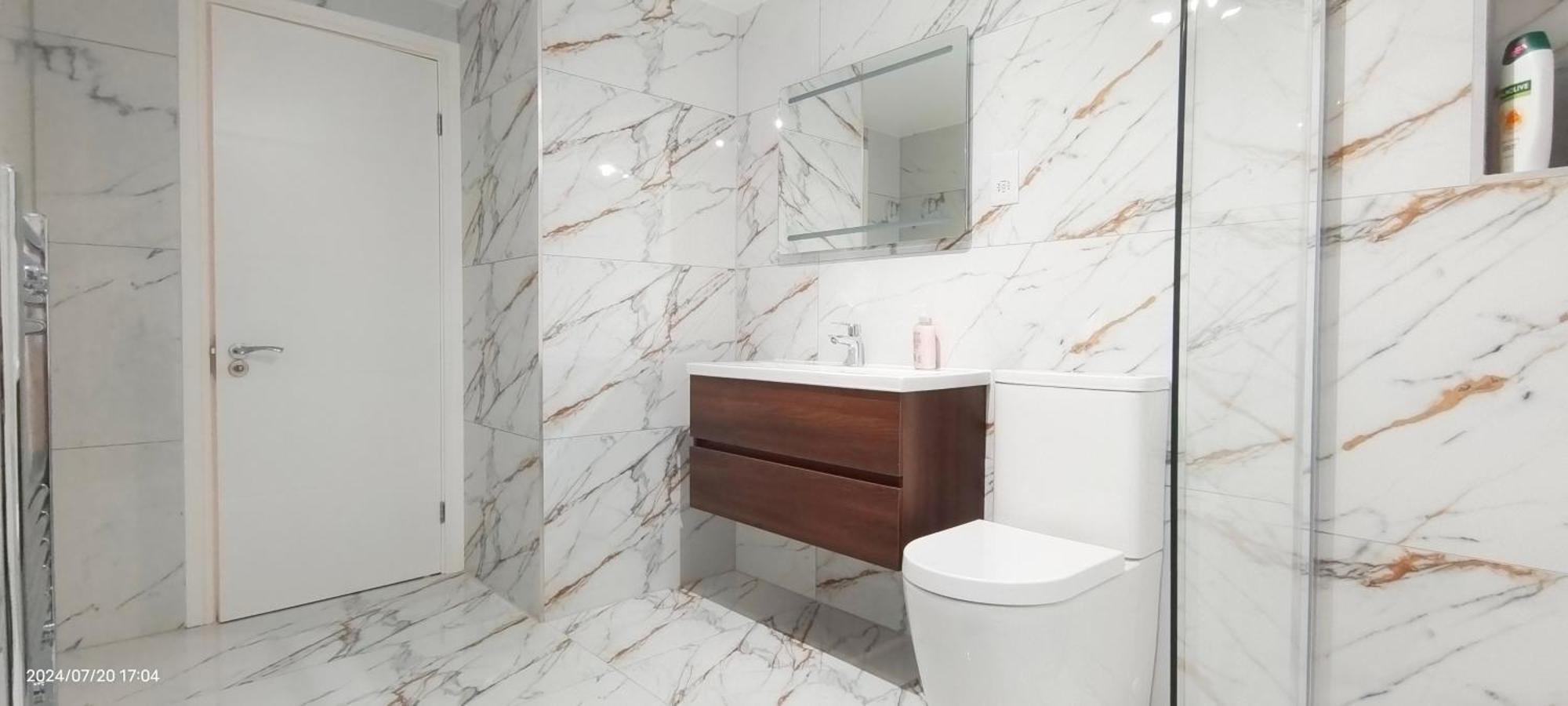 Appartement Spacious 2b2b With Garden Londen