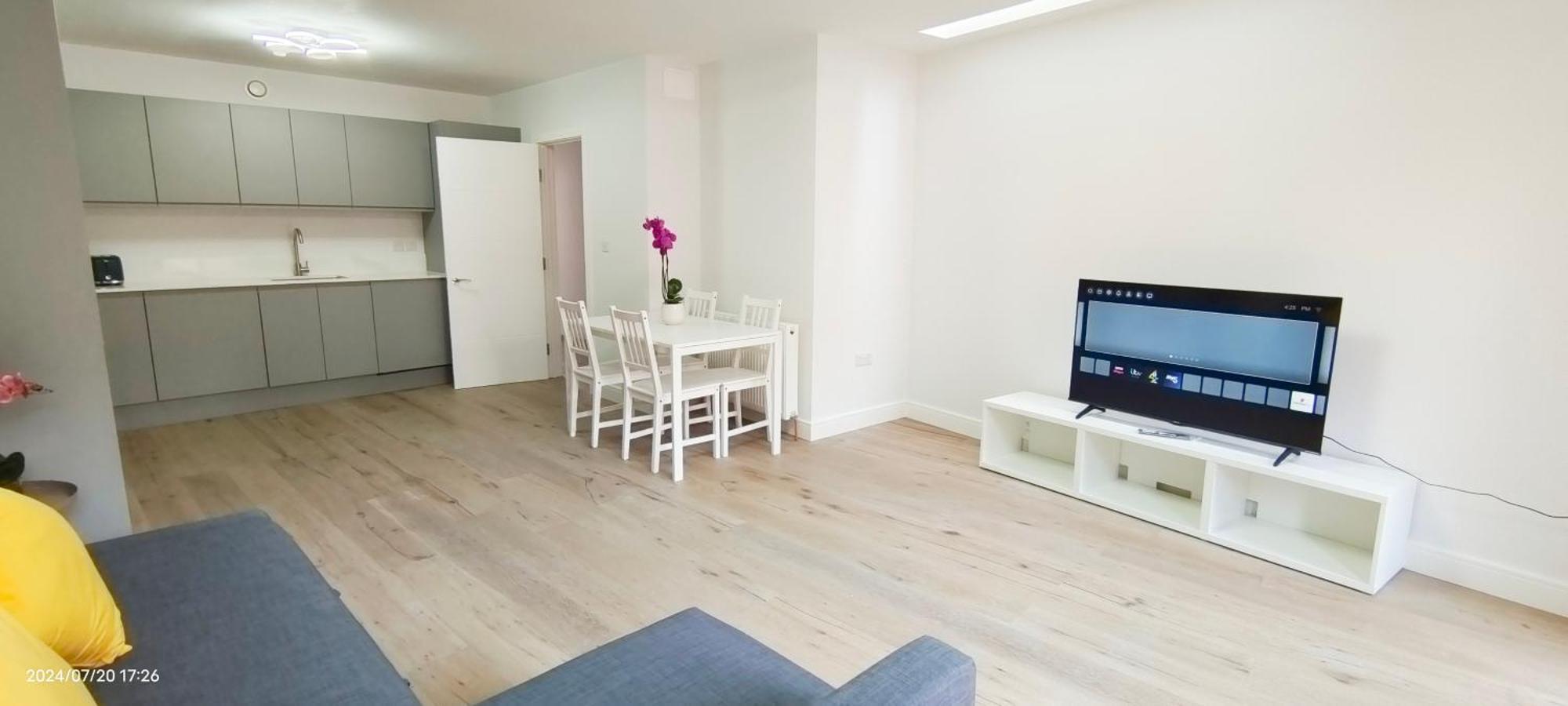 Spacious 2b2b With Garden Londen