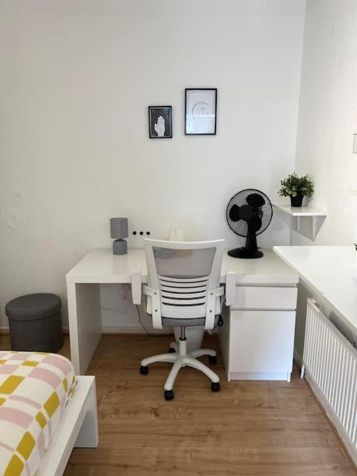 Lovely 4 Bedroom Spacious House In Camden Town-central * London