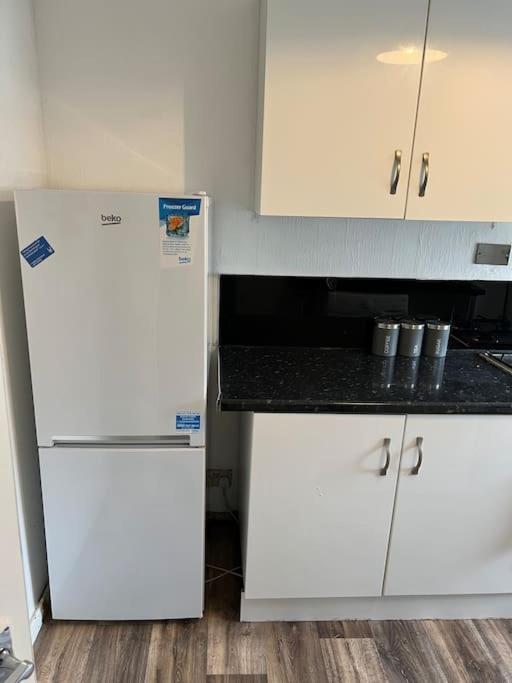 Lovely 4 Bedroom Spacious House In Camden Town-central Holiday home London