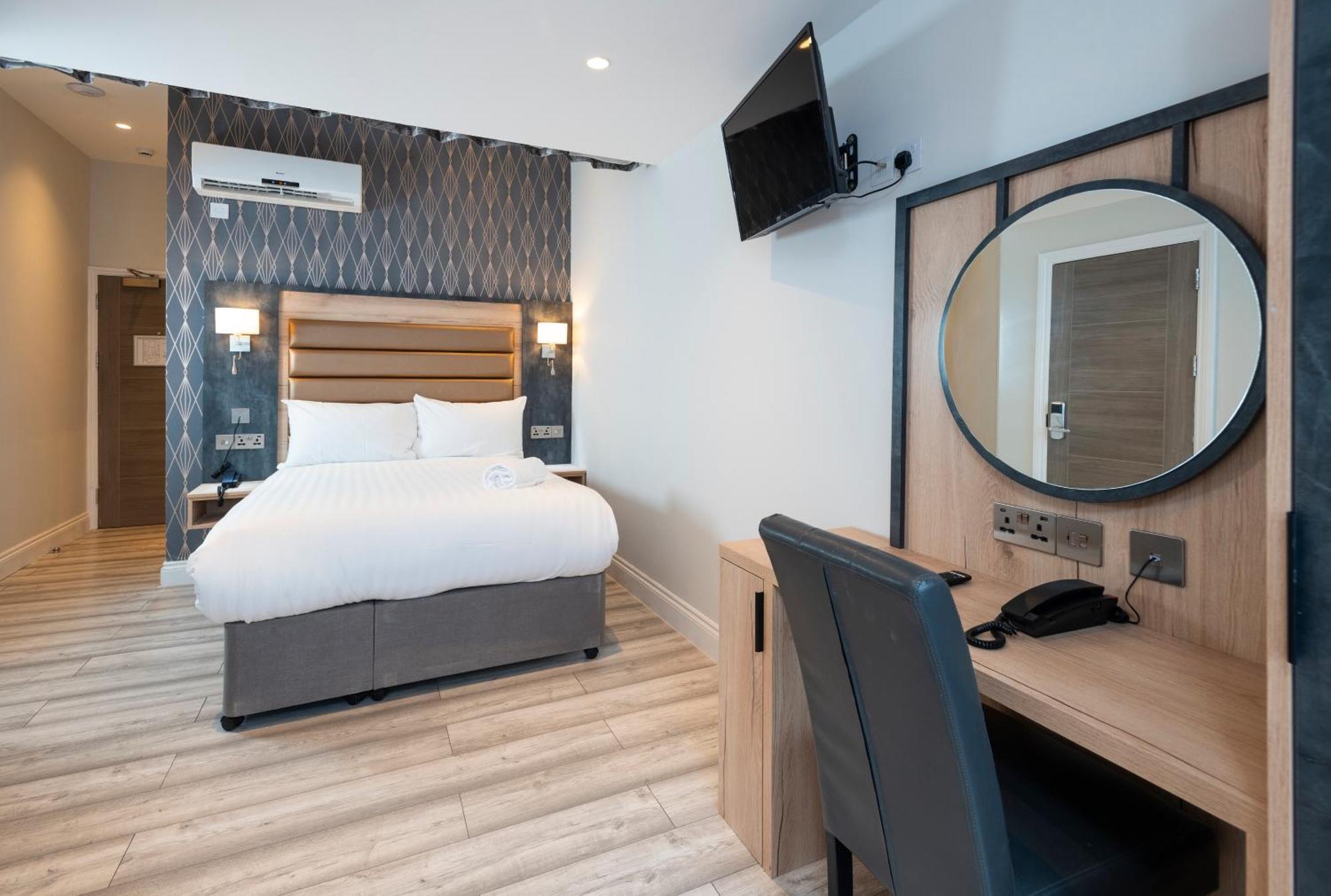 Hotel Western Chiswick Palace & 3*