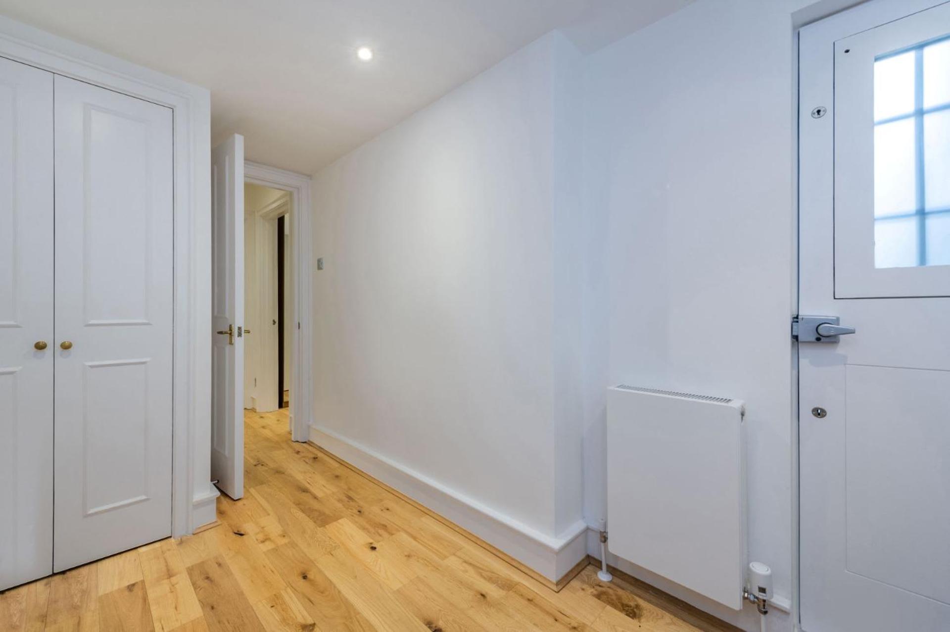 The Fairytale - Fitzrovia - By Frankie Says Apartment London