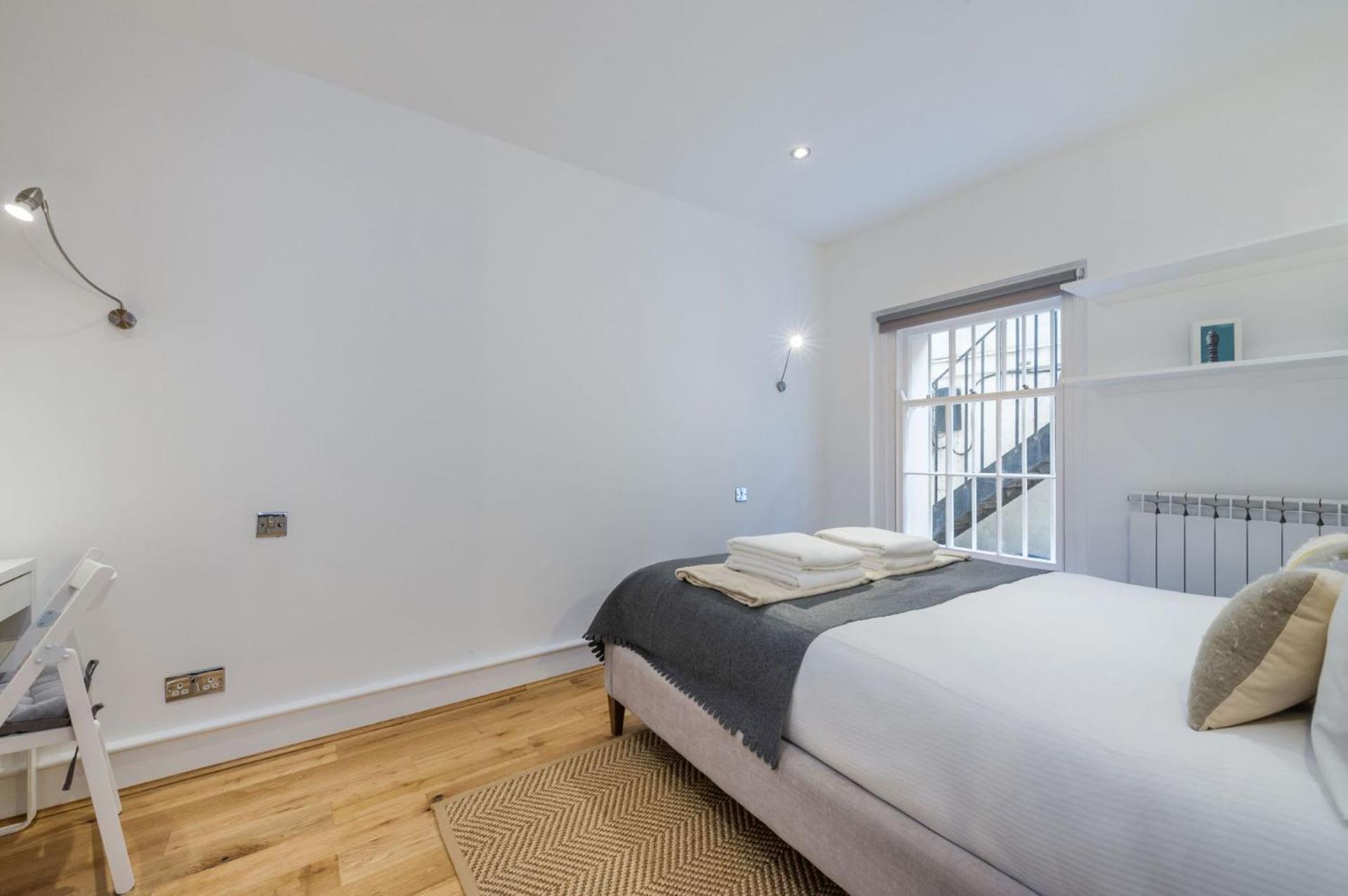 Apartment The Fairytale - Fitzrovia - By Frankie Says *