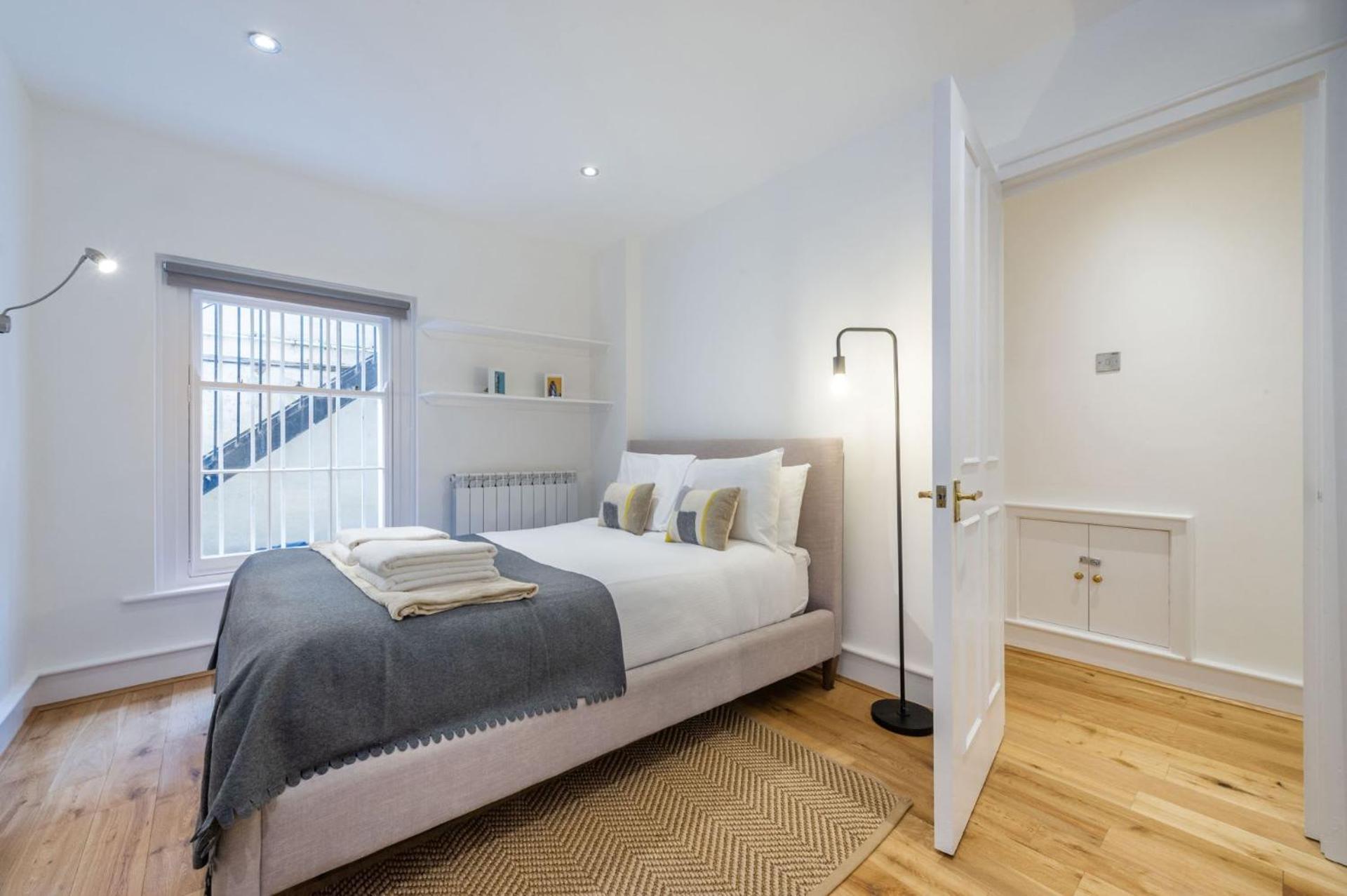 The Fairytale - Fitzrovia - By Frankie Says Apartment