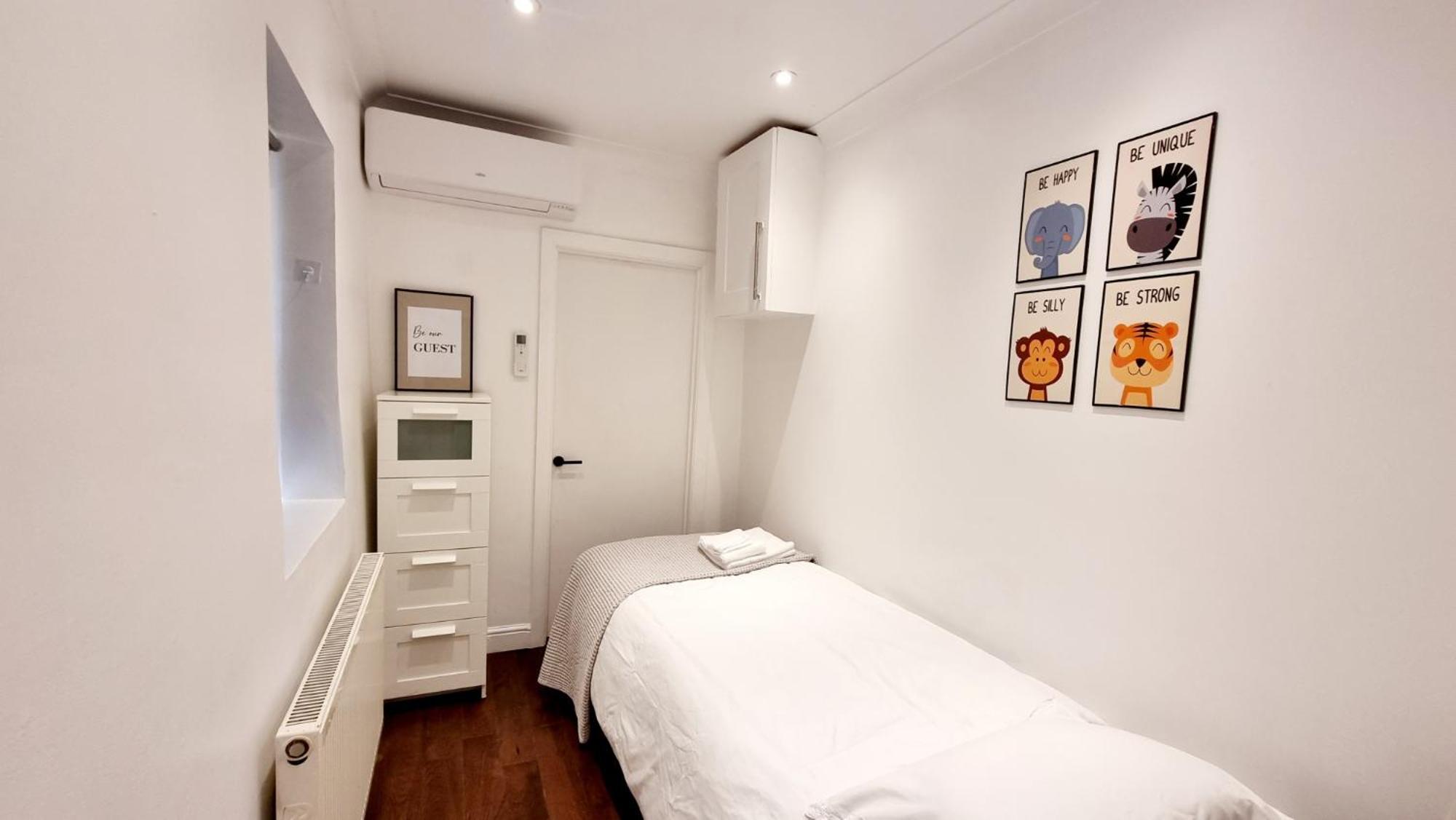 Apartment Charming Victorian With Aircon In