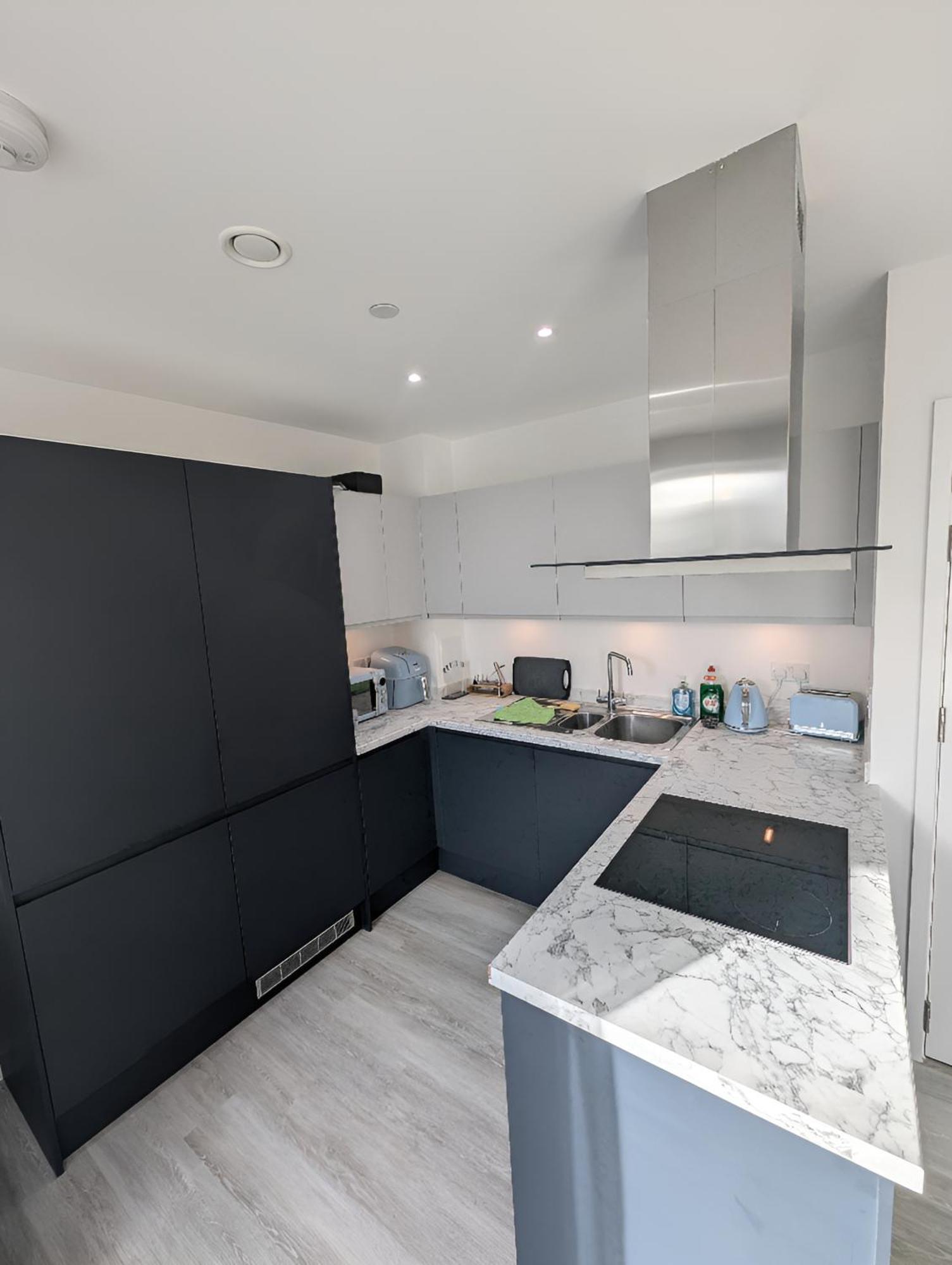 Modern Penthouse 2 Bedroom Flat In Stockwell - Brixton Apartment