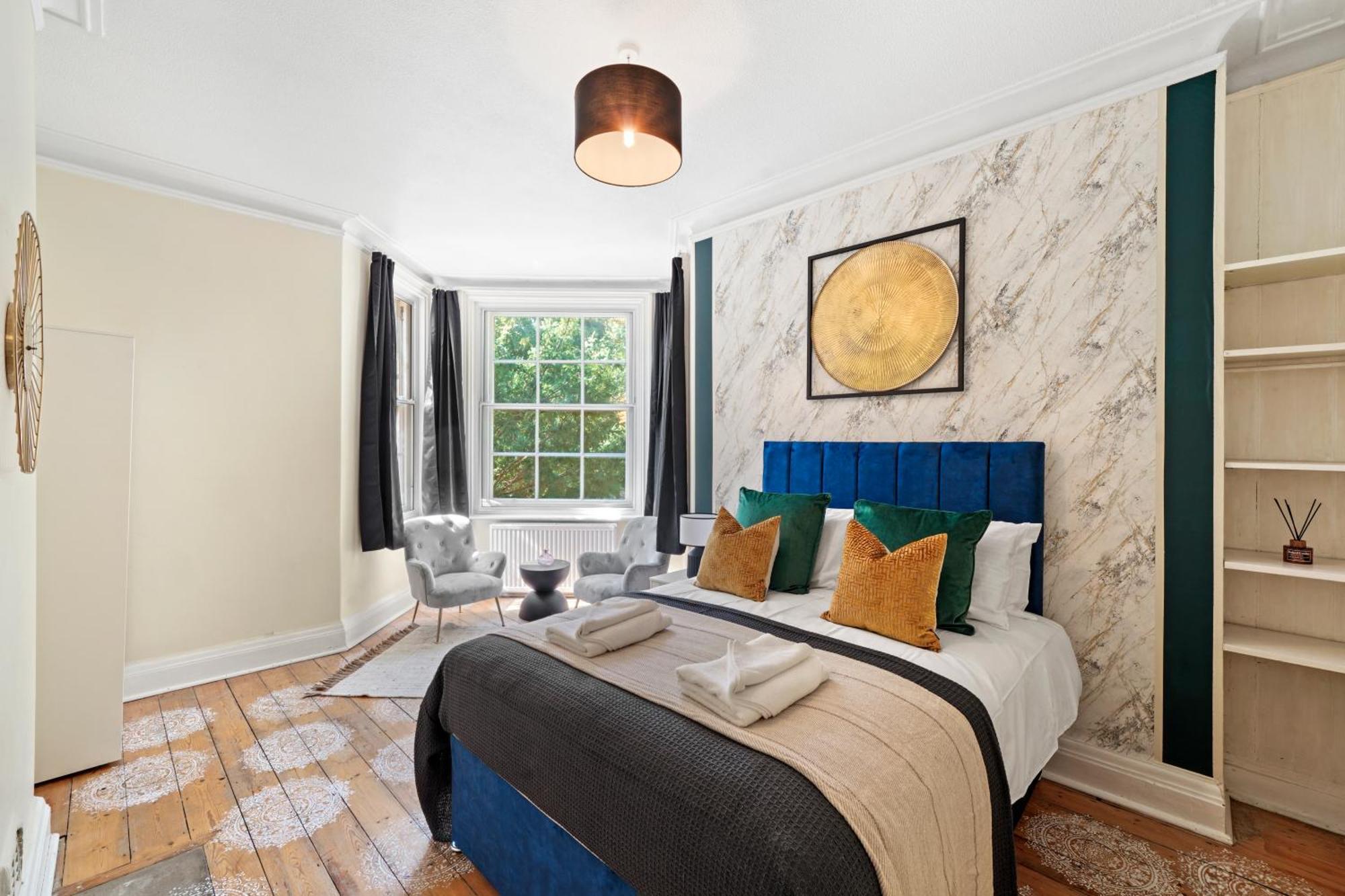 Modern Deluxe 3 Bed In Putney - Parking * London