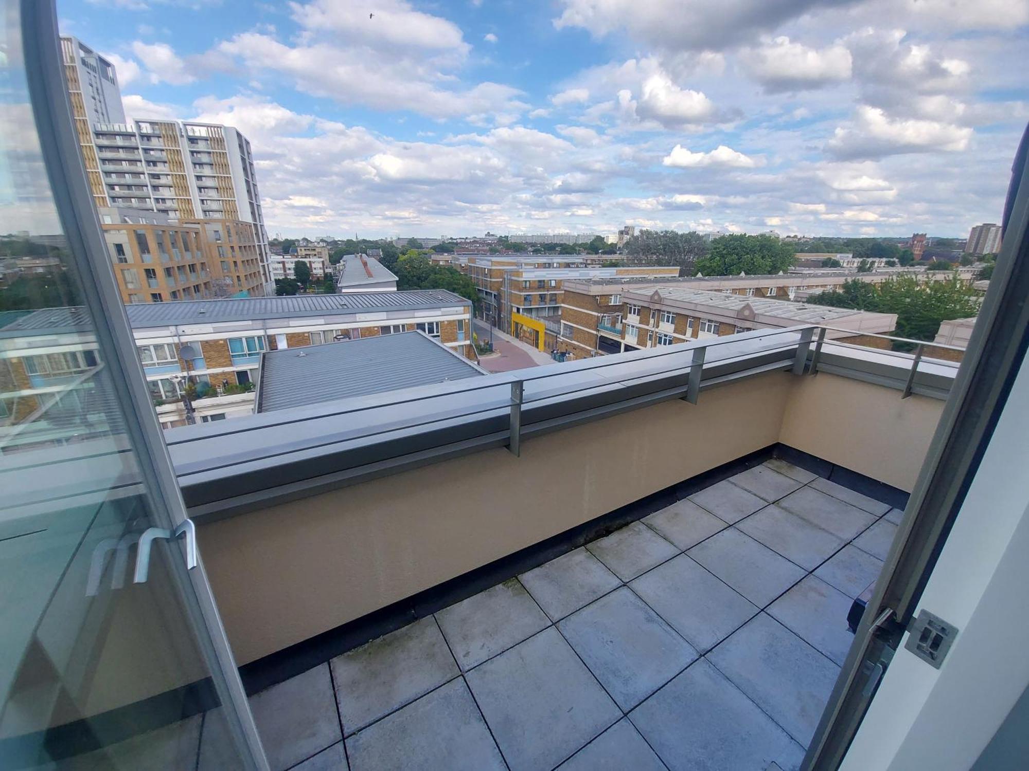 Modern Penthouse 2 Bedroom Flat In Stockwell - Brixton Apartment *