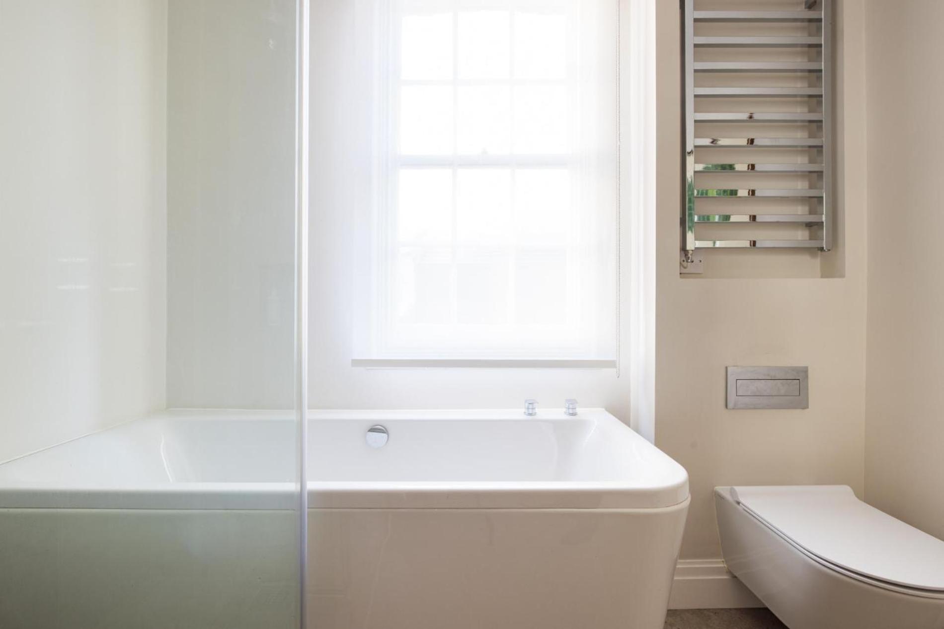 Sunny In Chelsea - Luxurious 3 Bedroom Chelsea * Londres
