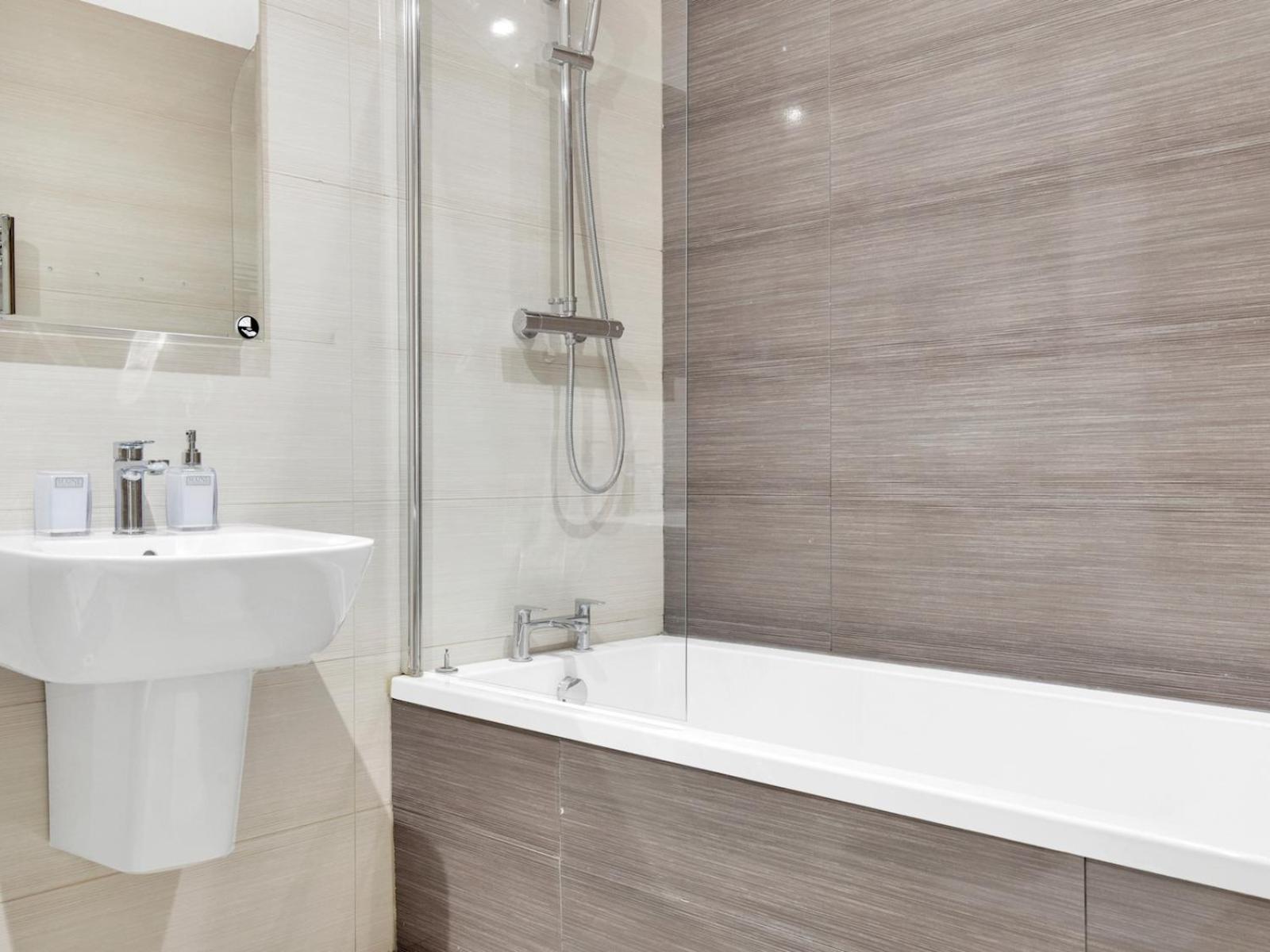 Holiday home Pass The Keys Canning Town Excel Centre Balcony *