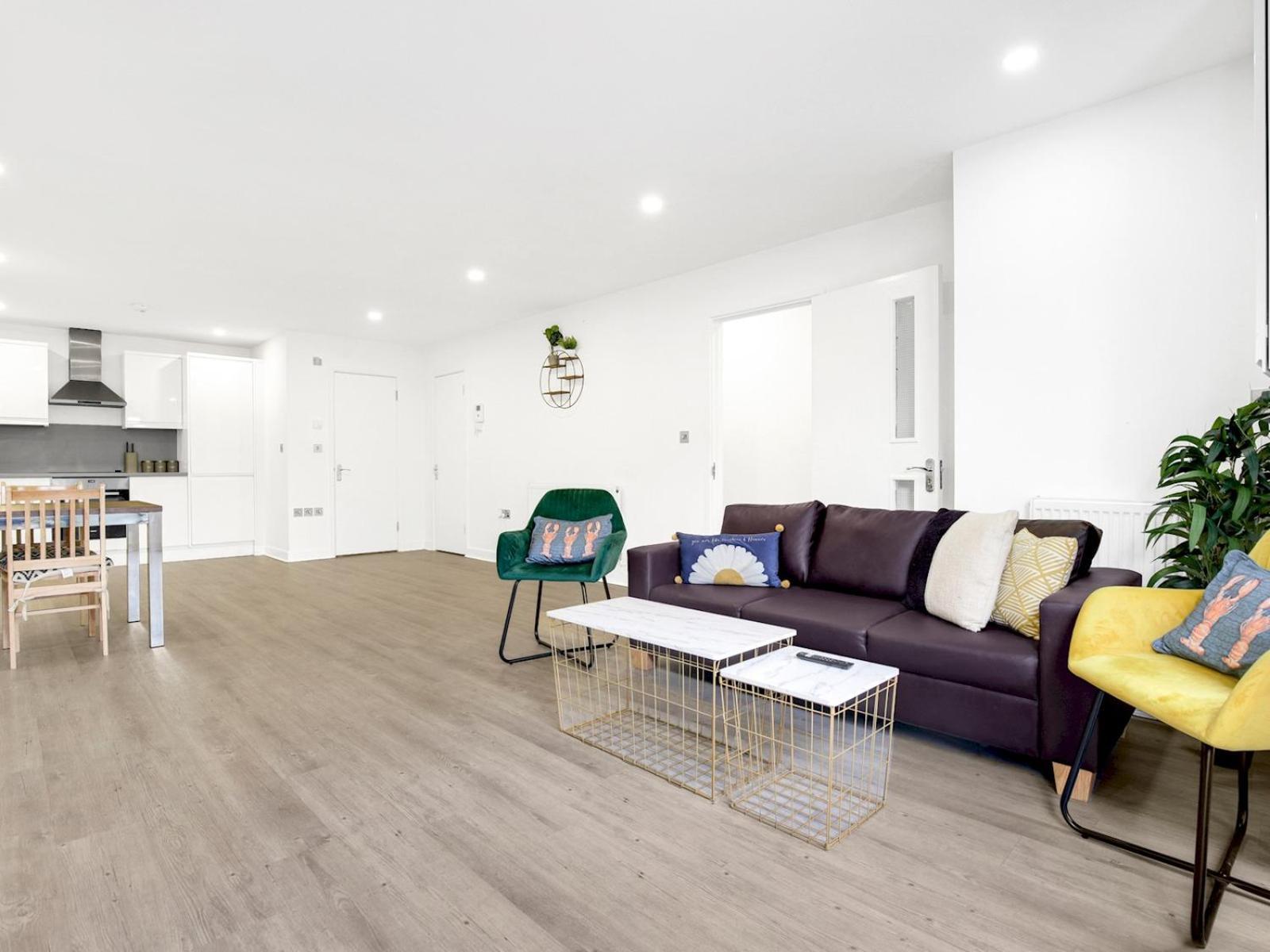 Pass The Keys Canning Town Excel Centre Balcony Holiday home