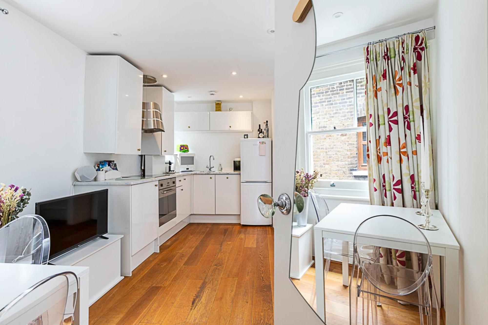 Apartment Parsons Modern One Bedroom Flat