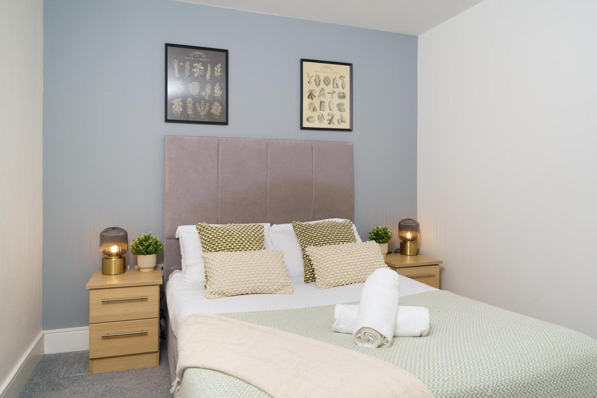 Appartement Modern 3 Bed 2 Bath Hyde Park Londen