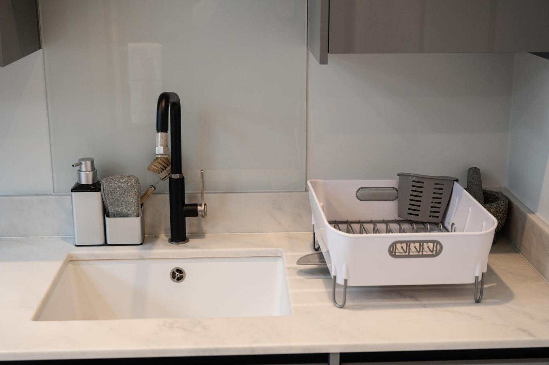 Modern 2 Bed Charlotte Street On 3rd Floor Londres