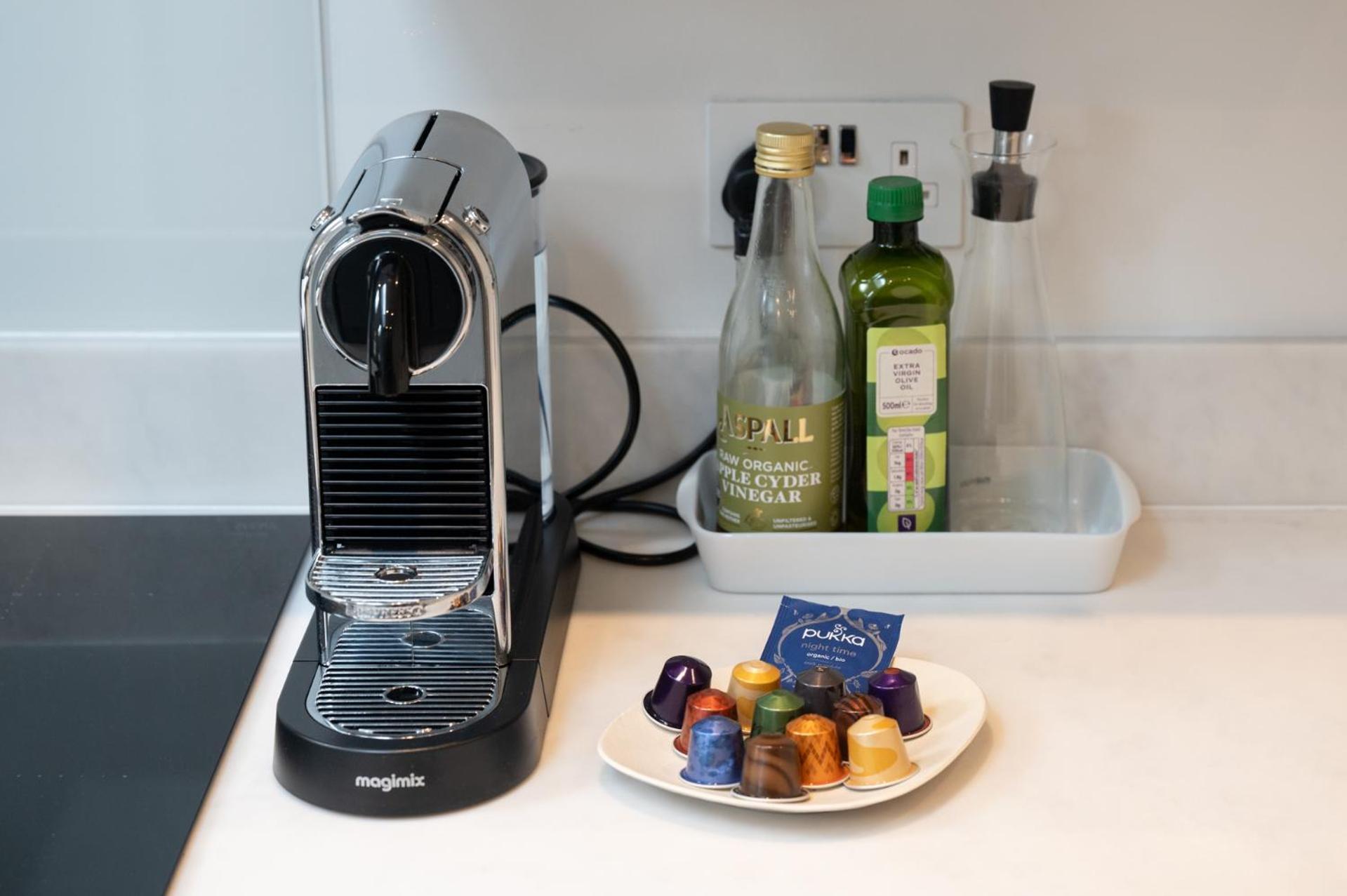 Apartment Modern 2 Bed Charlotte Street On 3rd Floor *